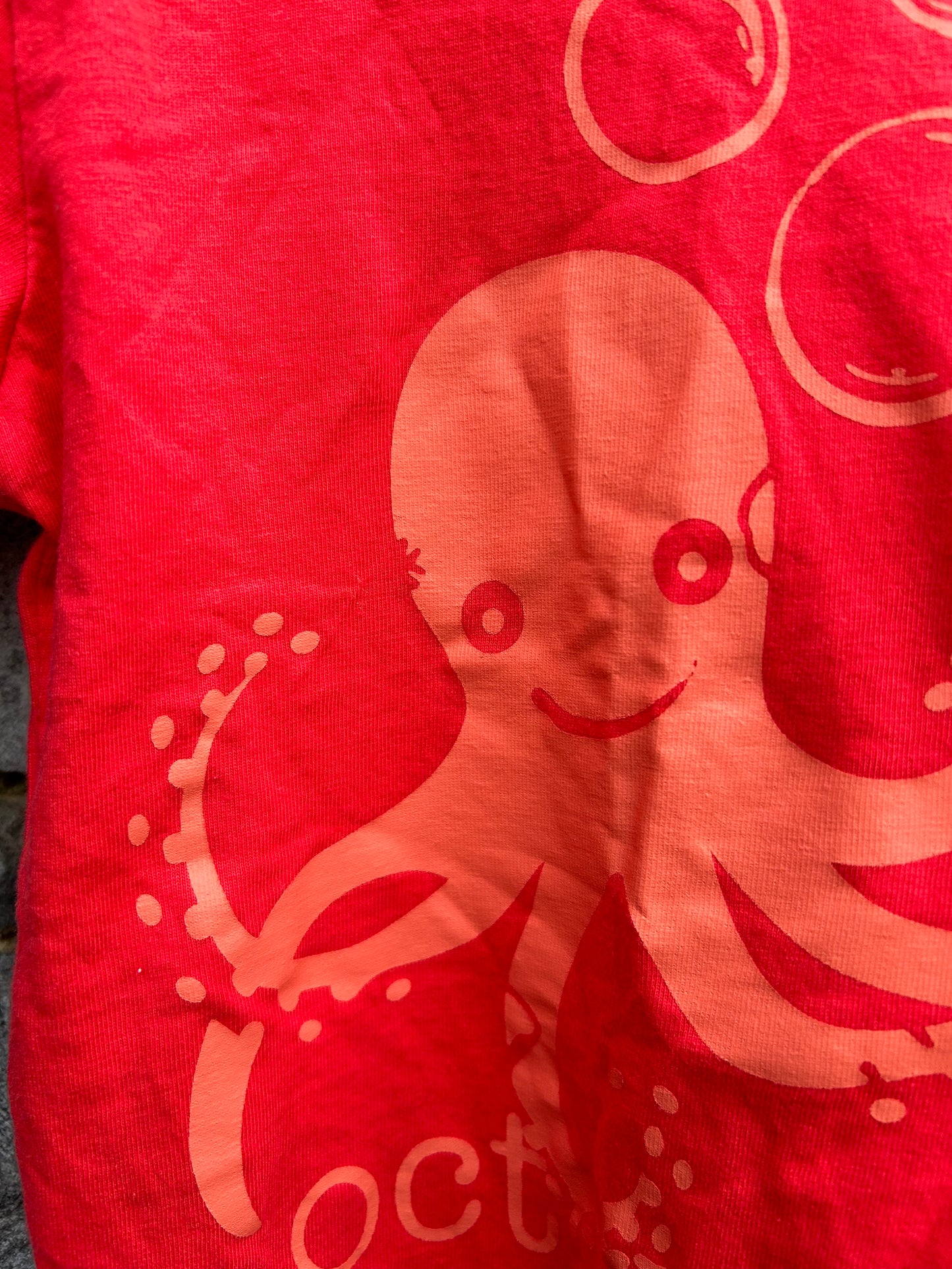 Octopus red T-shirt   6-9m (68-74cm)