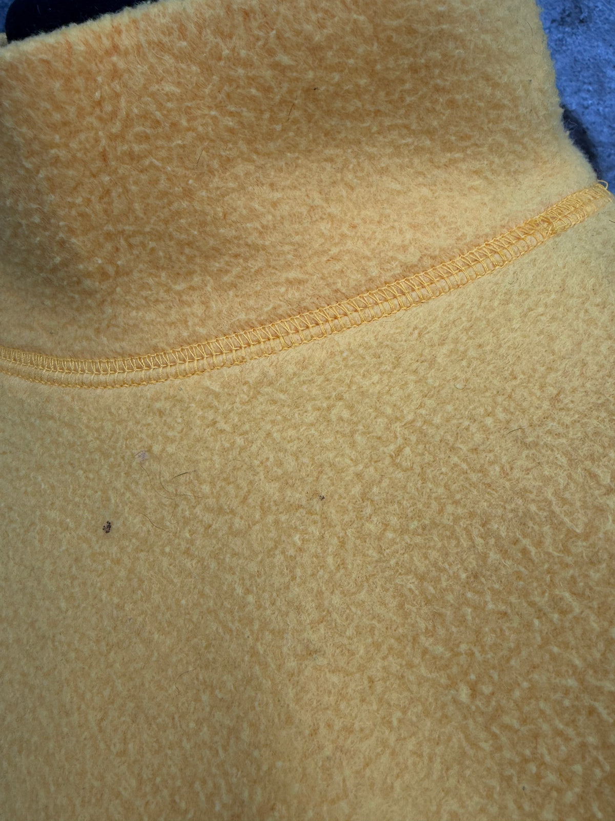 90s yellow fleece Large