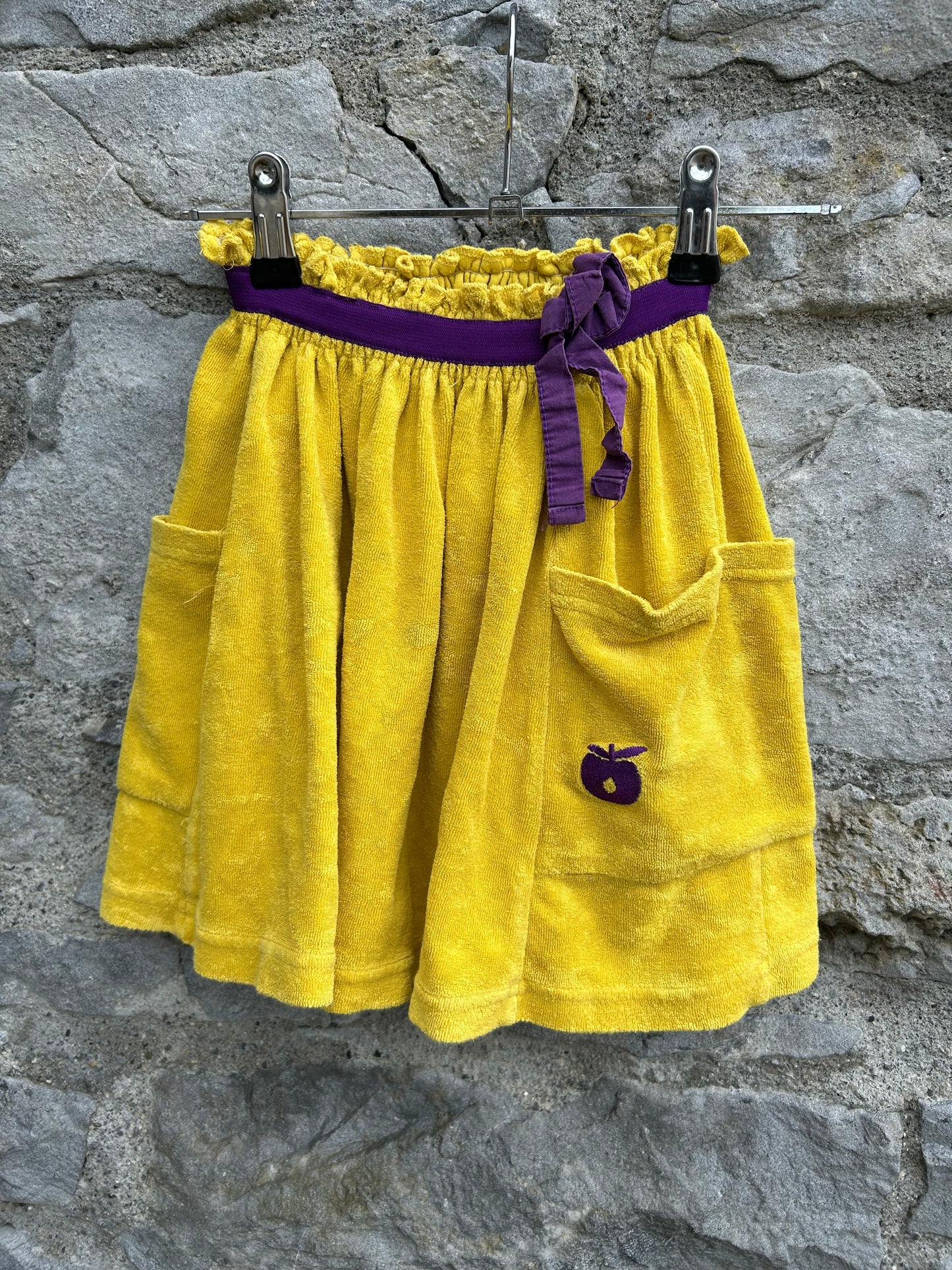 Yellow velour skirt 4-5y (104-110cm)