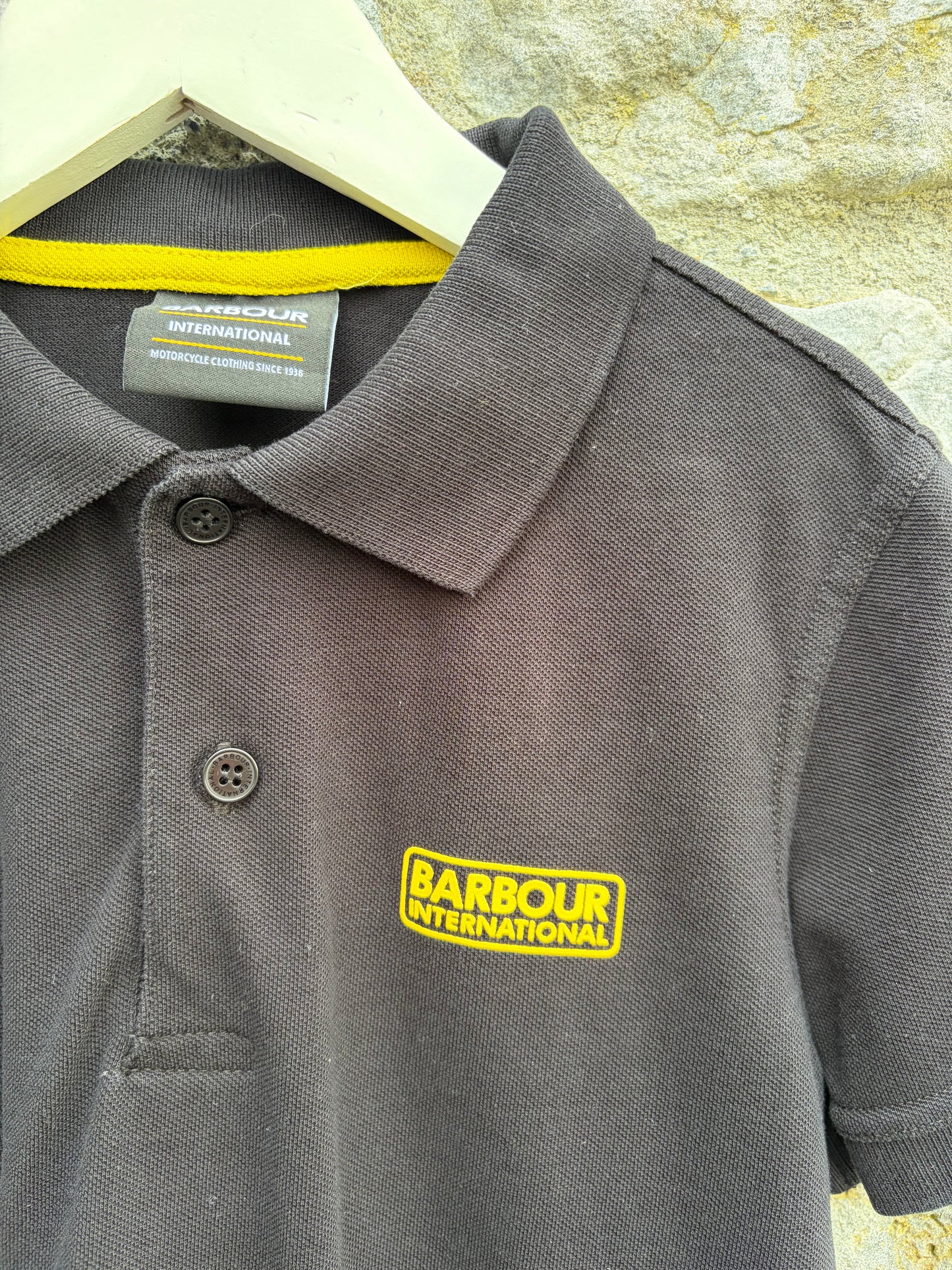 Black polo shirt  5-6y (110-116cm)