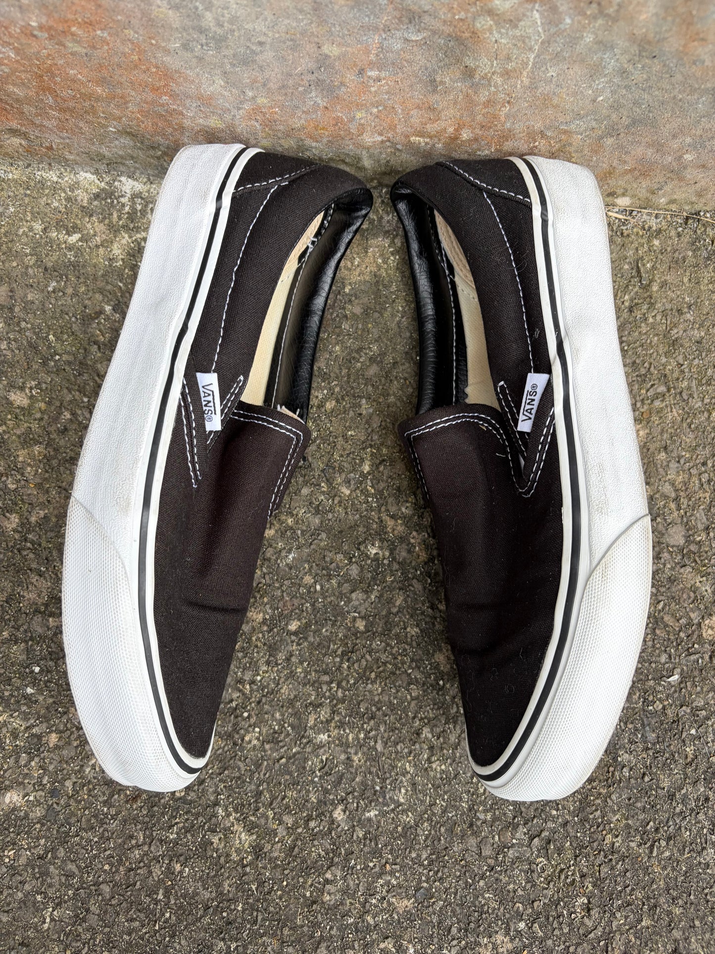 Black Classic Slip-On shoes  uk 6 (eu 39)
