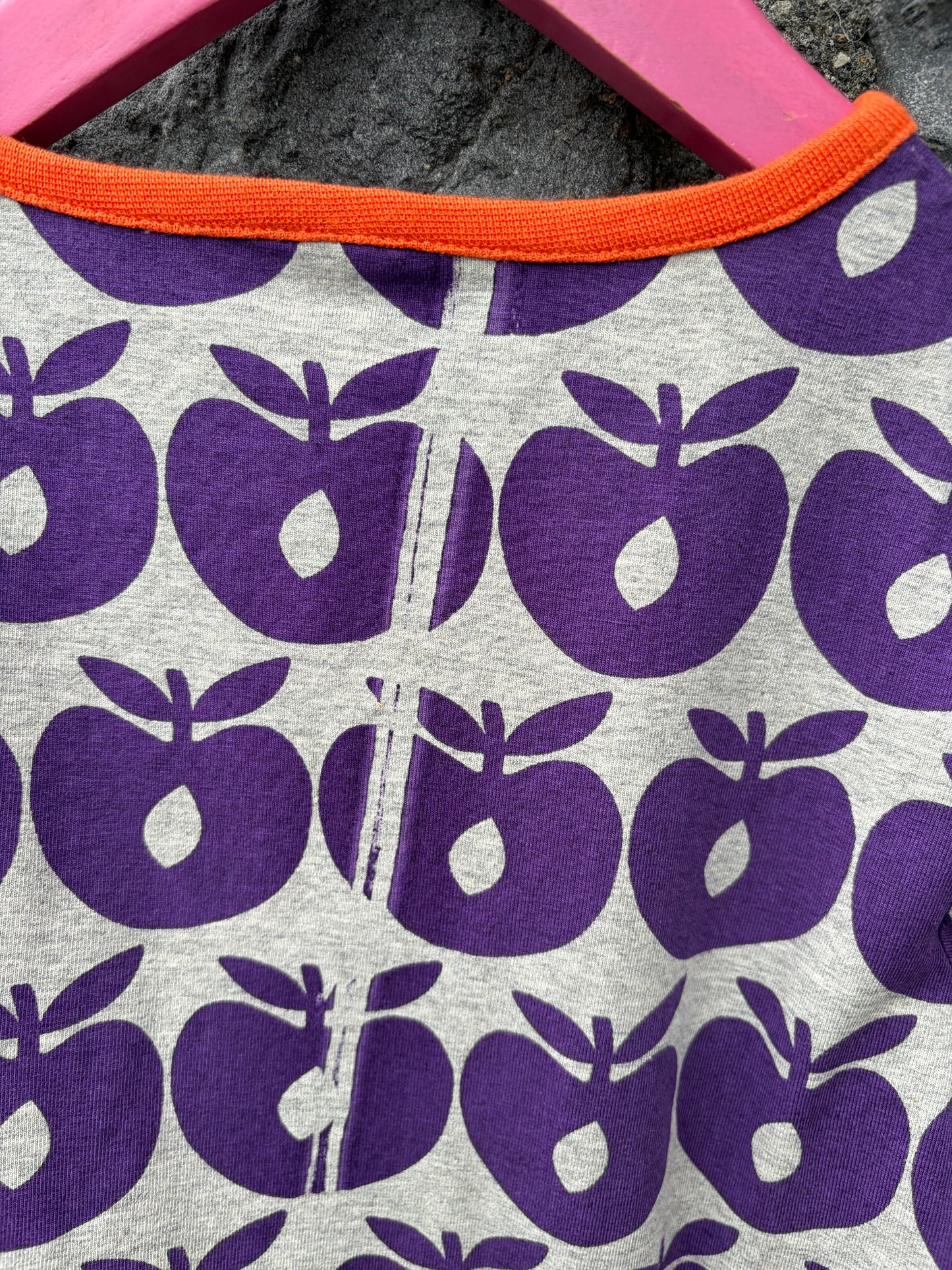 Purple apples grey top 5-6y (110-116cm)