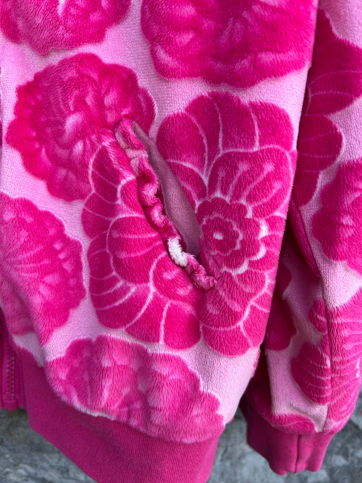 Pink flowers velvet hoodie  4y (104cm)