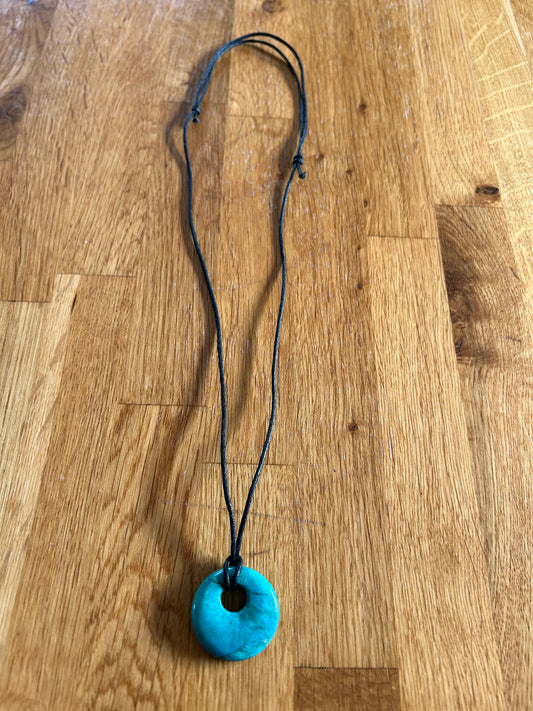 Circle turquoise necklace
