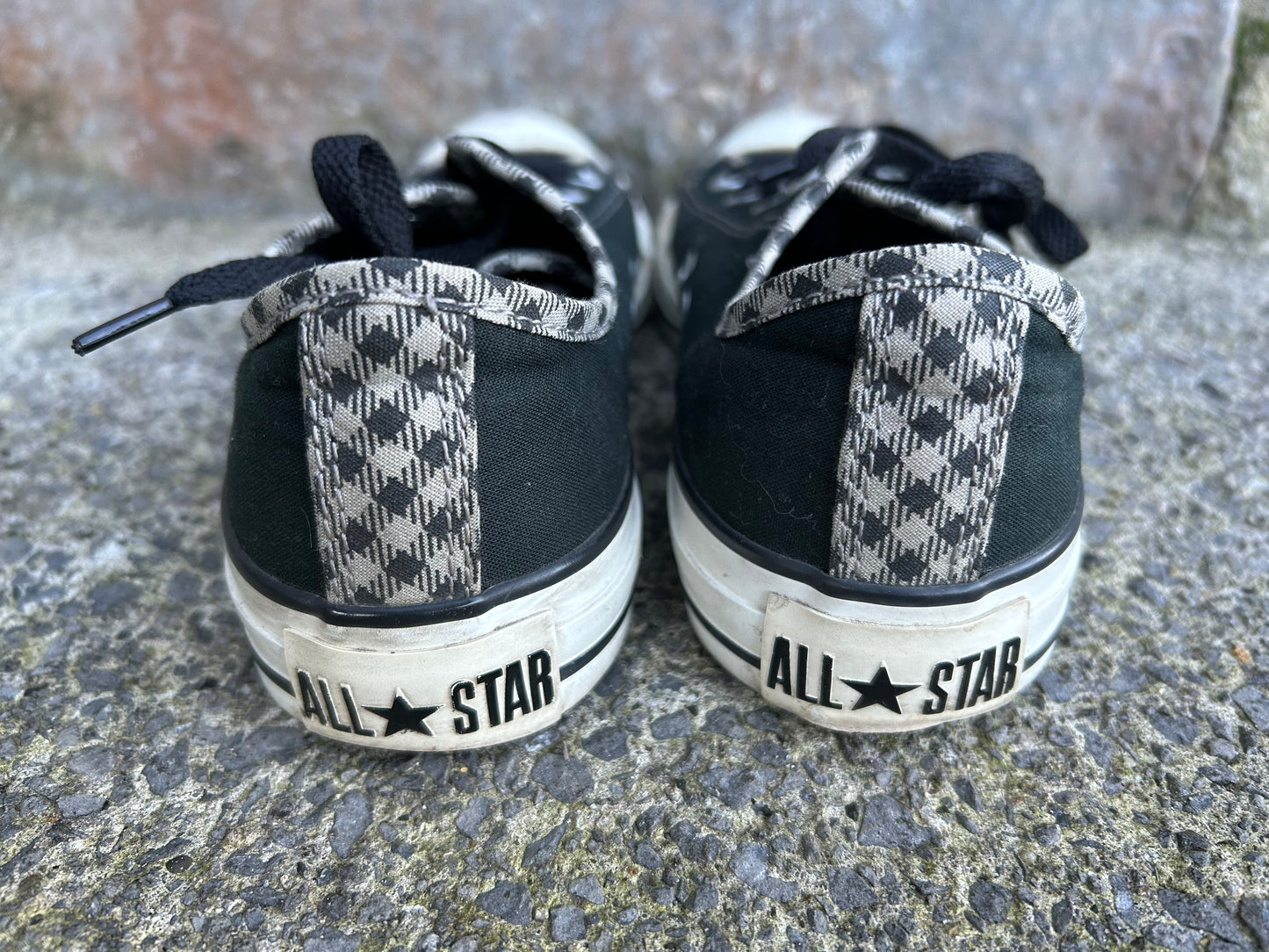 Black&checkered converse  uk 4 (eu 36.5)