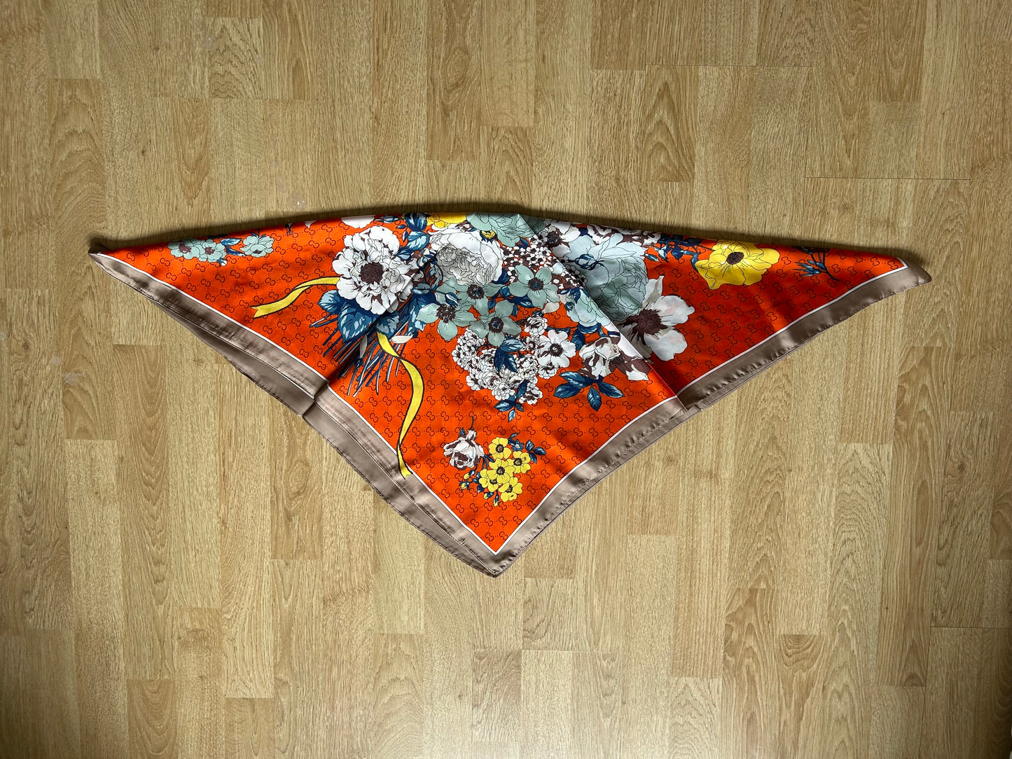 Orange&beige floral scarf