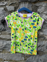 Load image into Gallery viewer, Lime green meadow T-shirt  2y (92cm)
