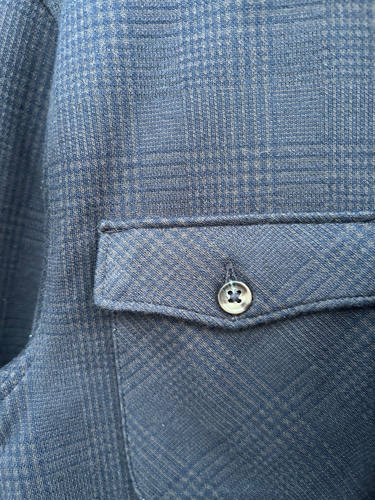 Navy check shirt 9-10y (134-140cm)