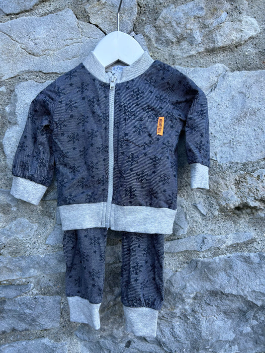 Snowflakes grey tracksuit  3-6m (62-68cm)