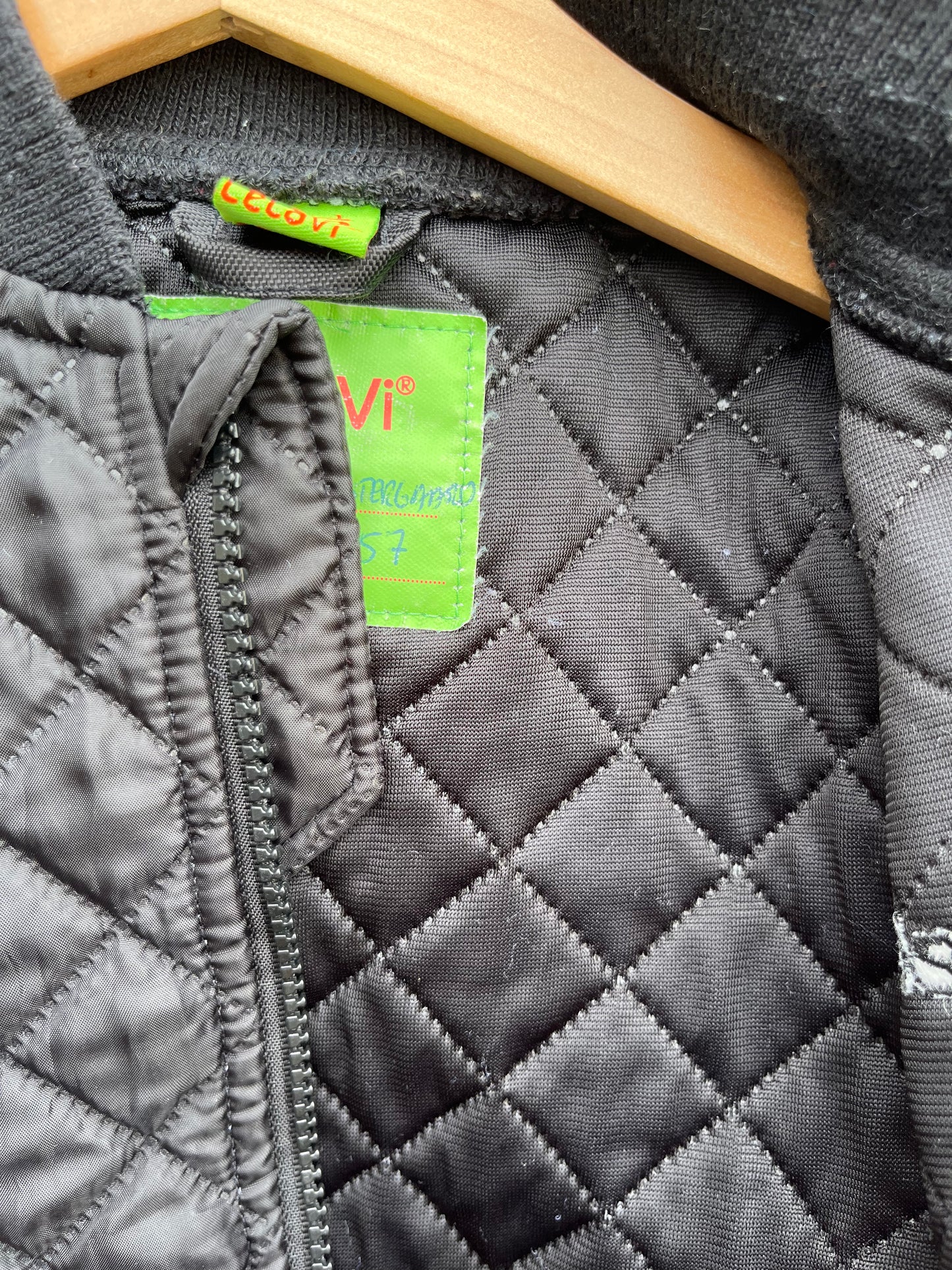 Black quilted jacket  6y (116cm)