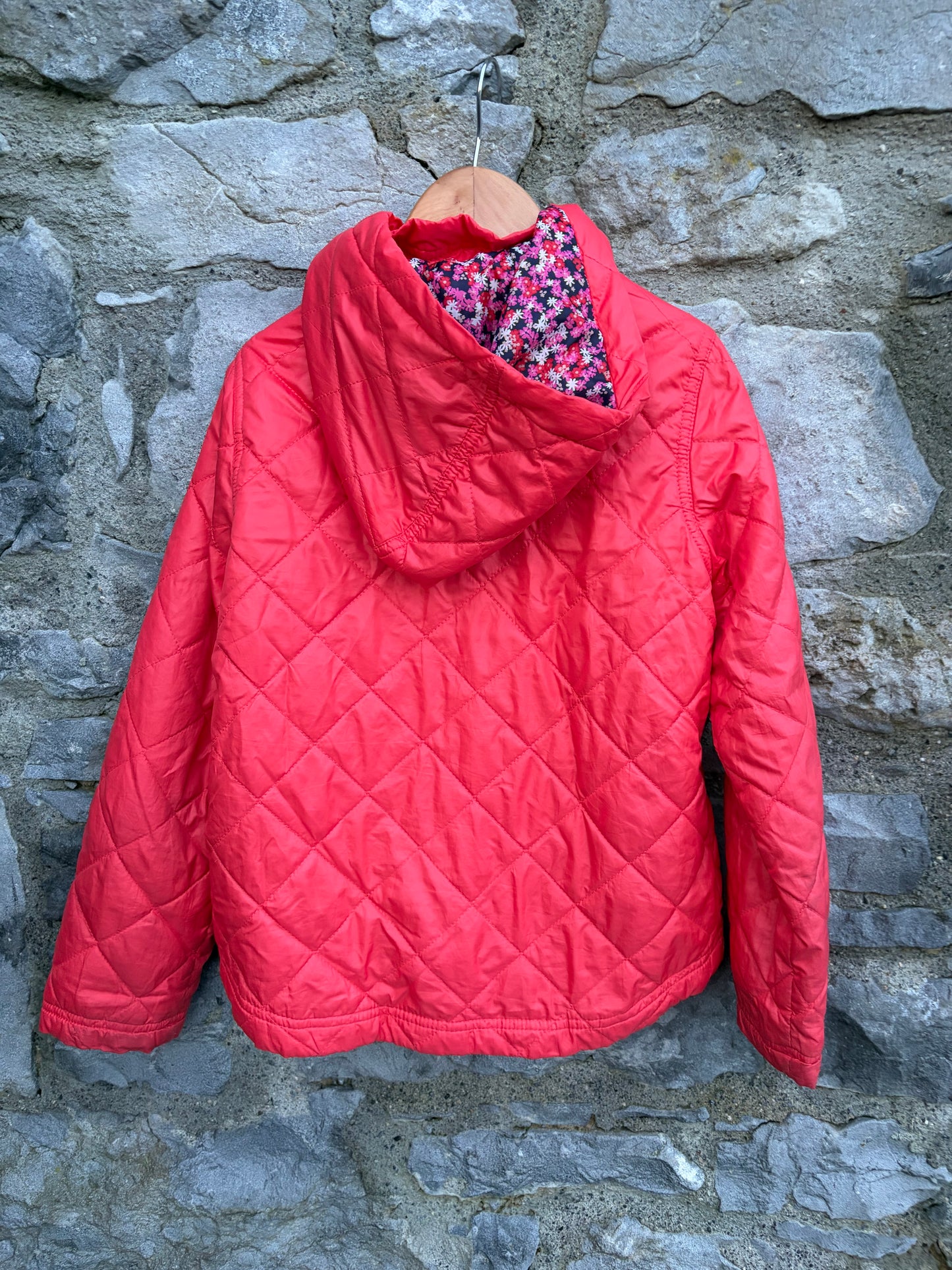Red quilted jacket 7-8y (122-128cm)
