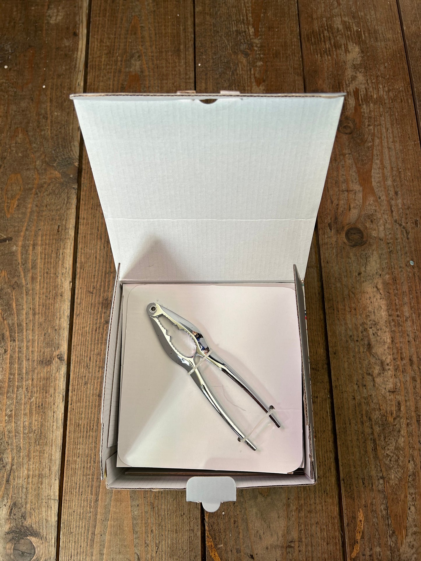 Cath Kidson Nut Cracker Set - Dandelion Ditsy