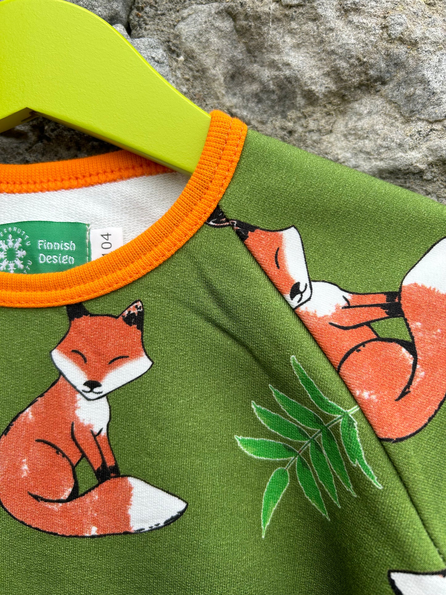 Green fox top  3-4y (98-104cm)