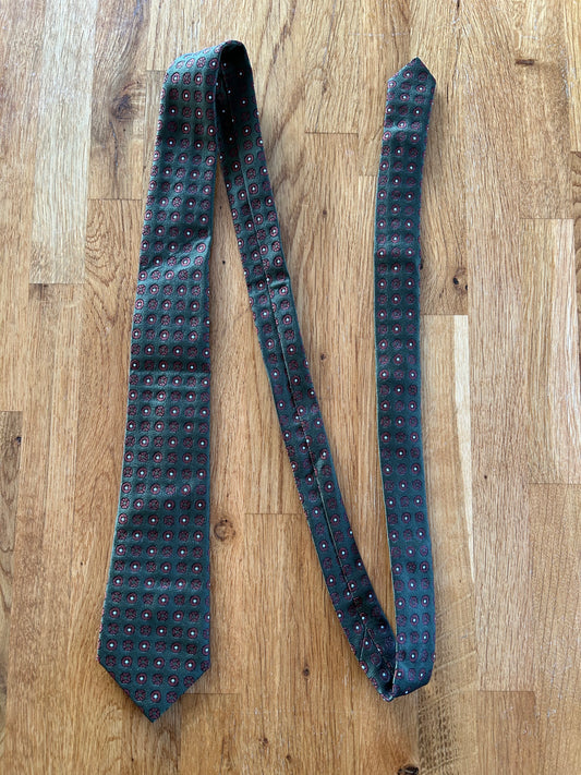 Khaki tie