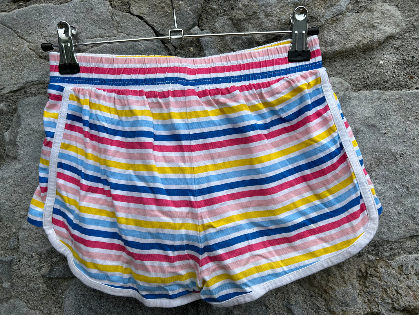 Rainbow shorts  10y (140cm)