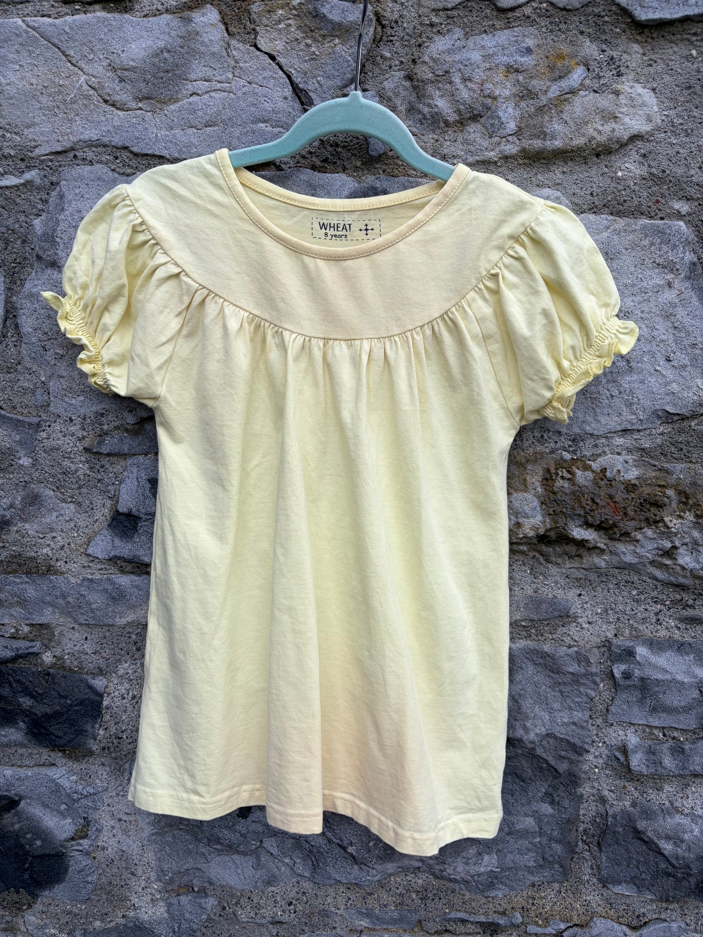 Yellow T-shirt  7-8y (122-128cm)