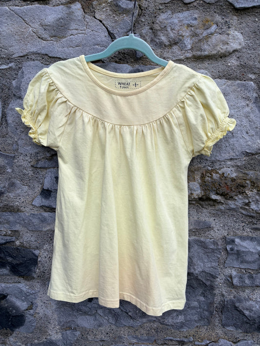 Yellow T-shirt  7-8y (122-128cm)