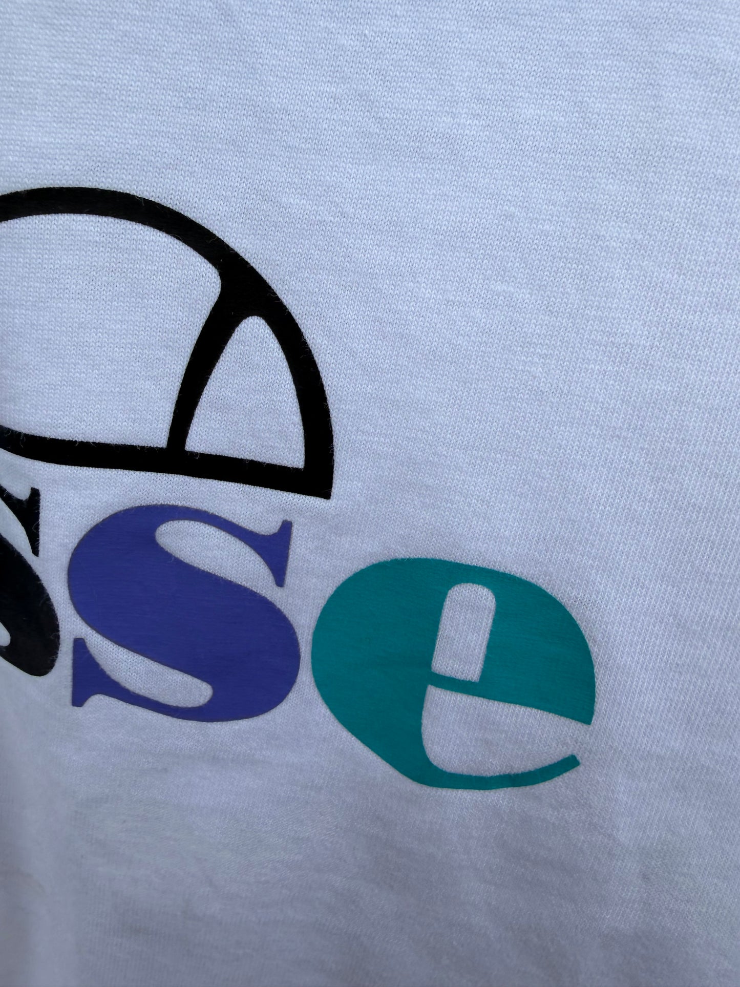 Ellesse white cropped top 8-9y (128-134cm)