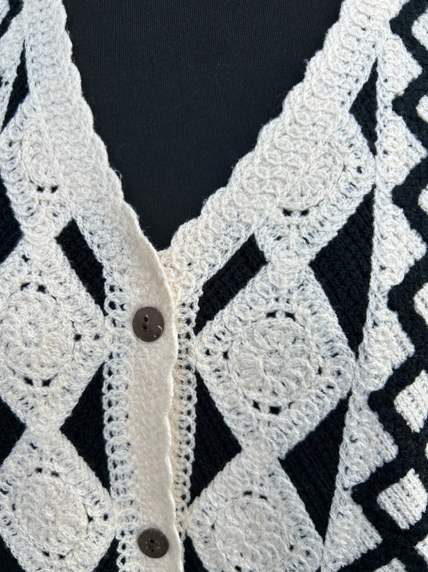 Black&white geometric waistcoat uk 14