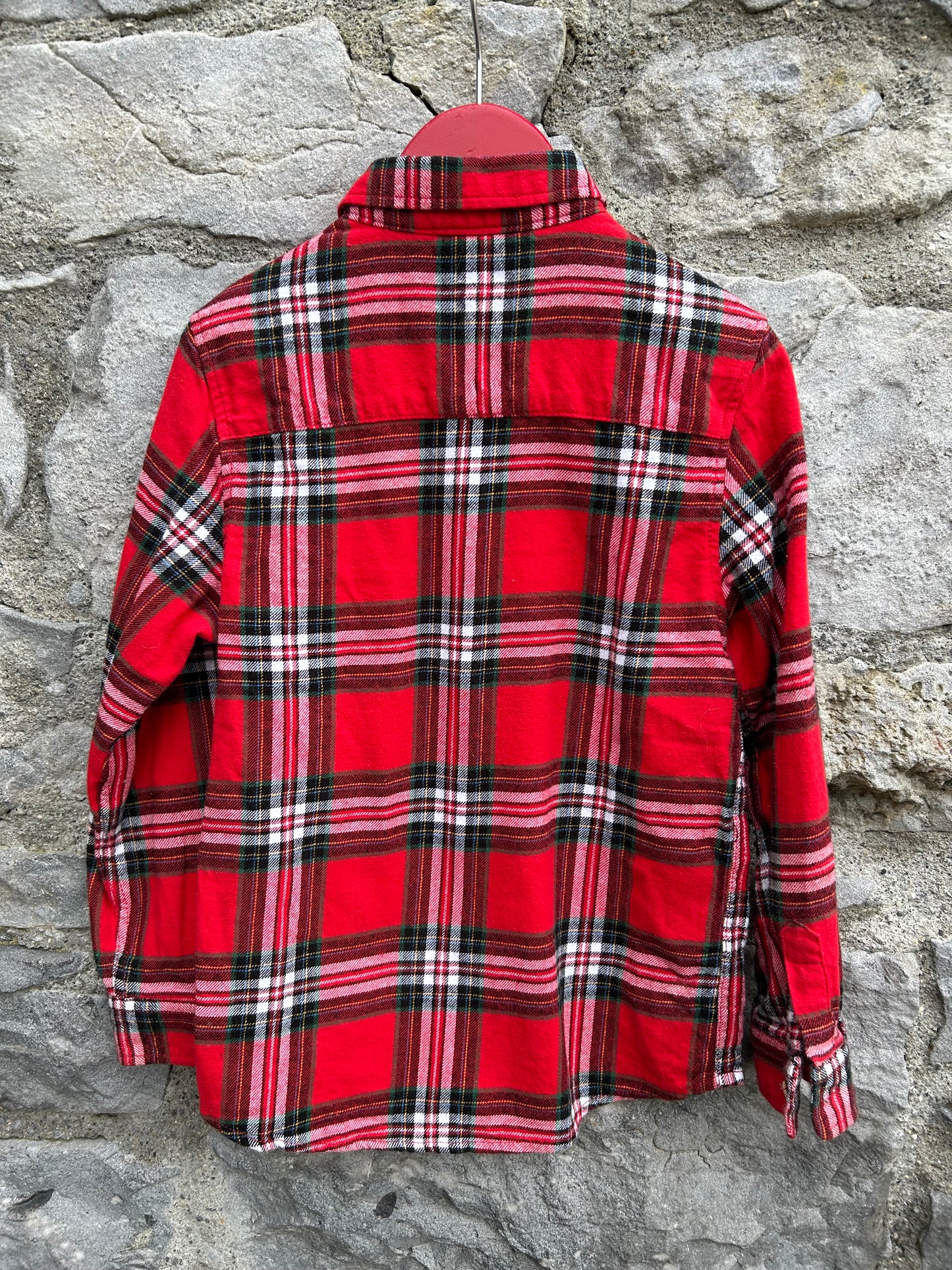 Red check pocket reindeer shirt  4-5y (104-110cm)