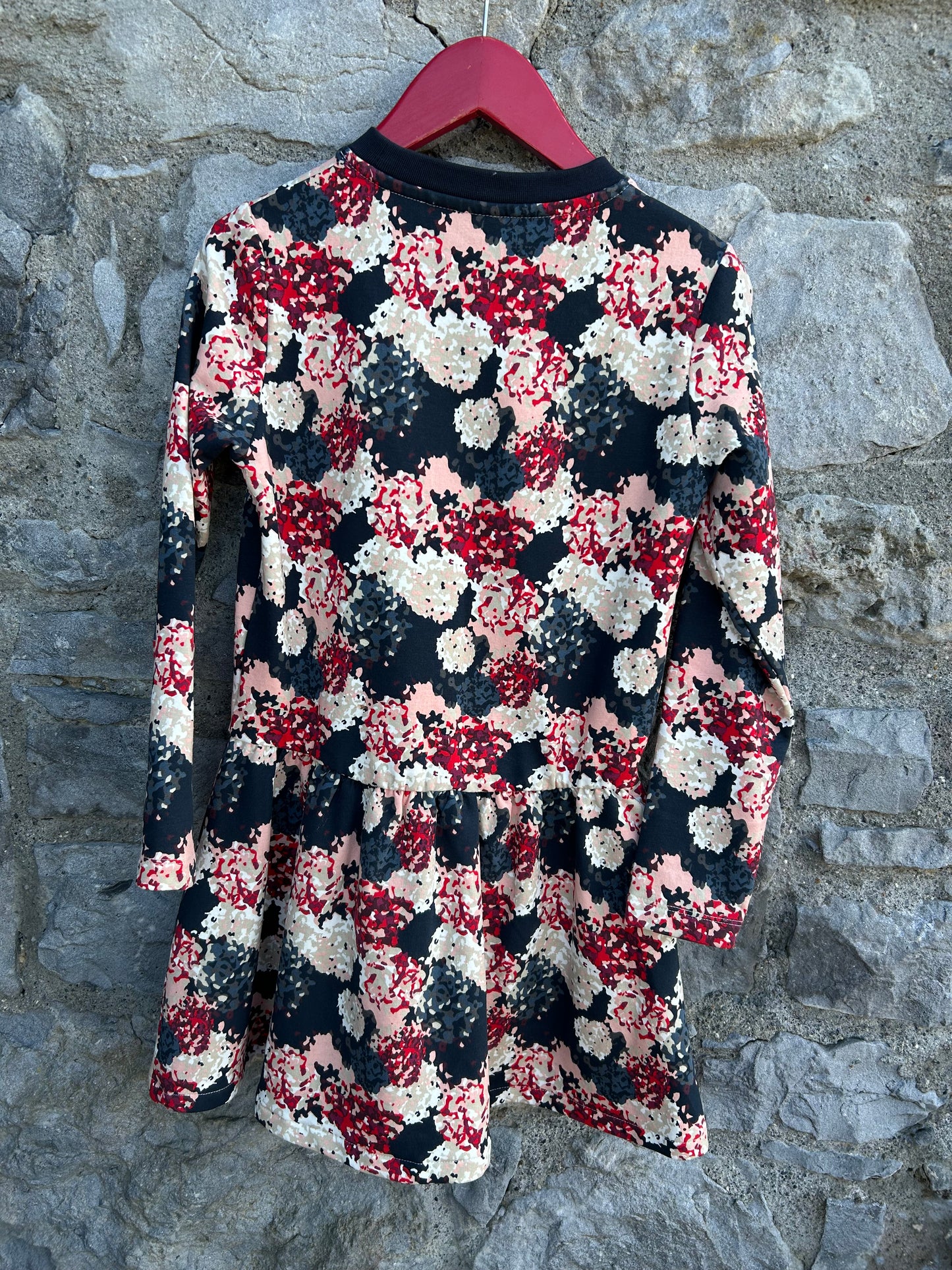 Floral navy sweat dress  8y (128cm)