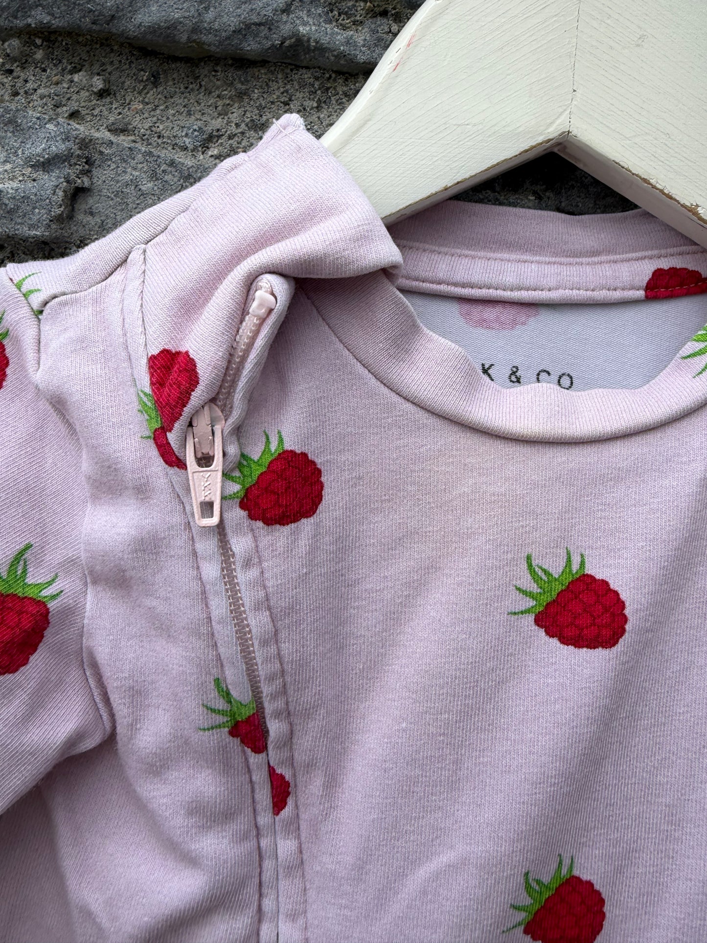 Raspberry pink onesie 3-6m (62-68cm)