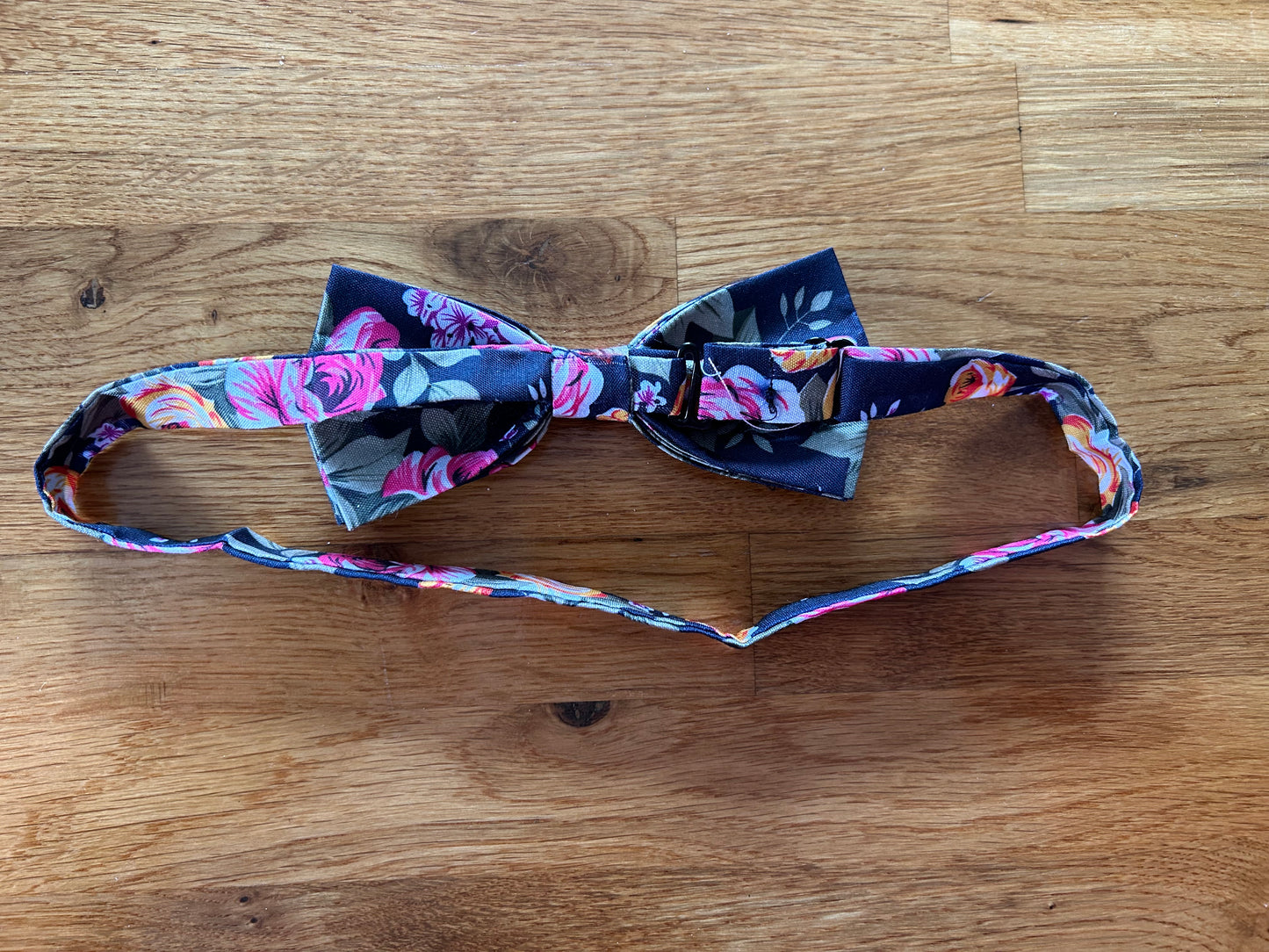 Navy floral bow tie