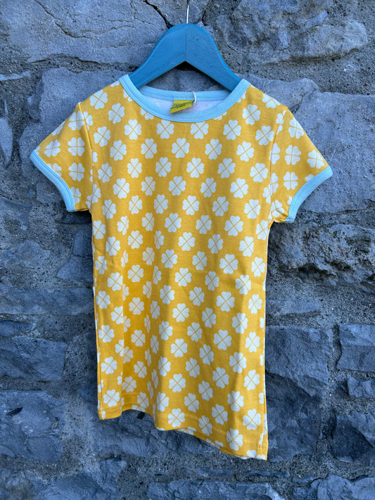 Yellow clover T-shirt   7y (122cm)