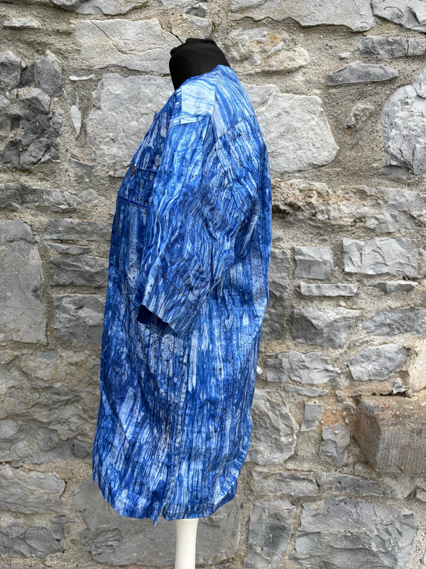 Blue tie dye shirt Small