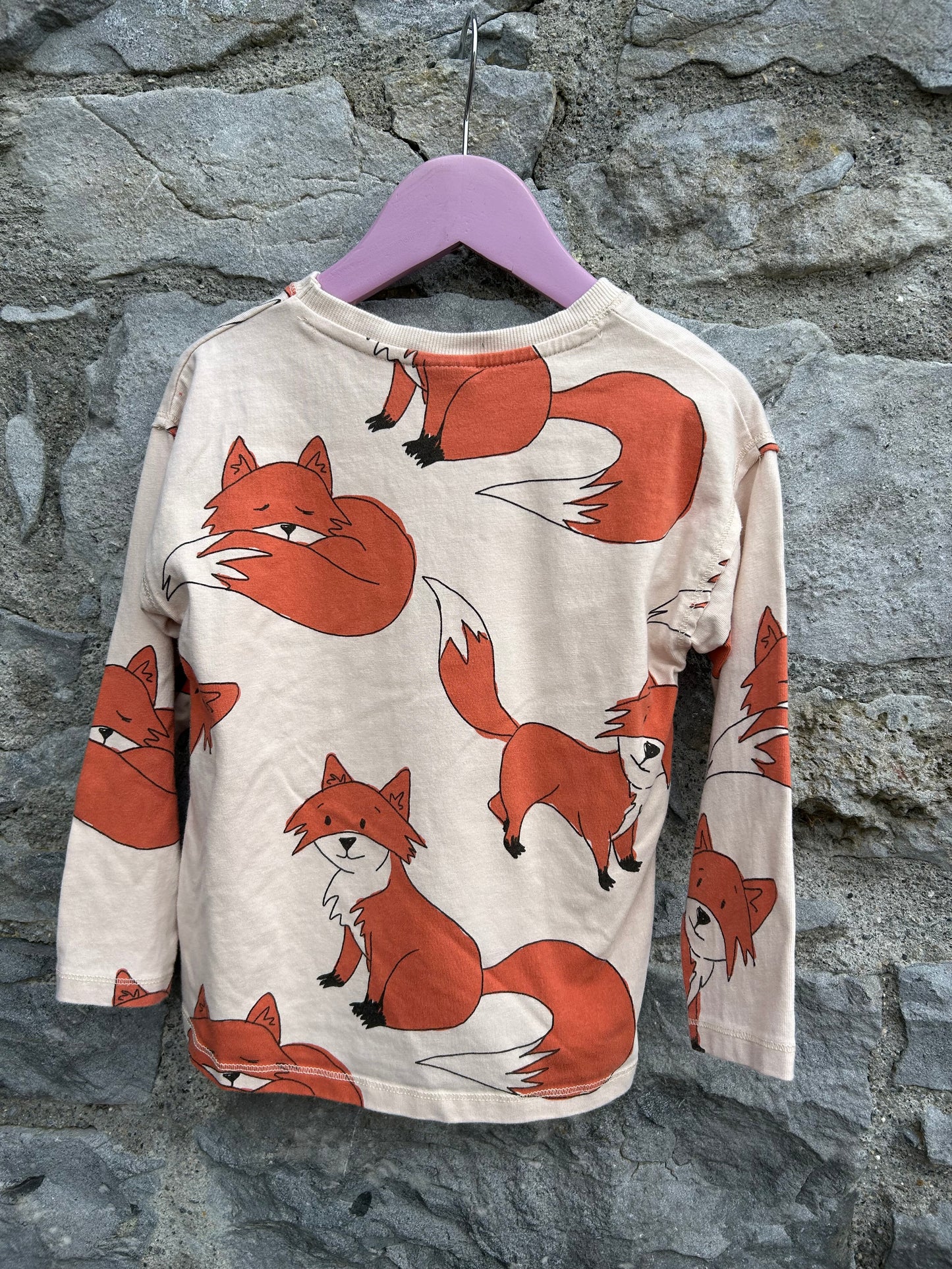 Foxes cream top  3-4y (98-104cm)