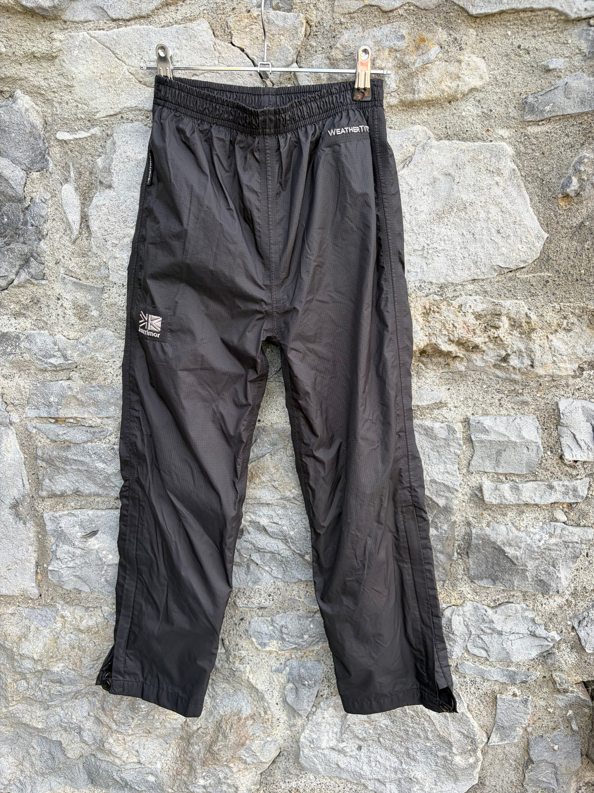 Black waterproof pants  5-6y (110-116cm)