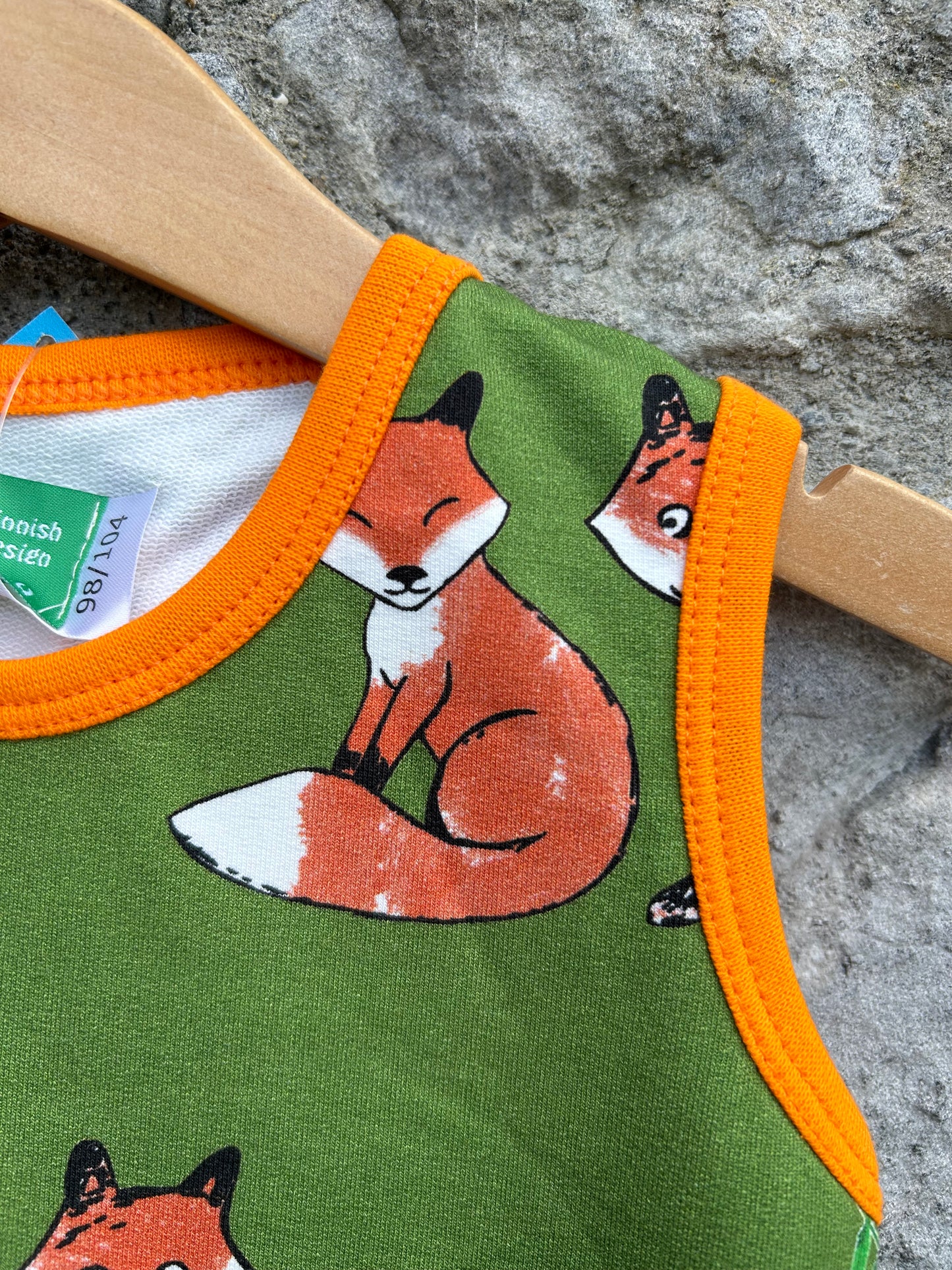 Foxes green pinafore  3-4y (98-104cm)