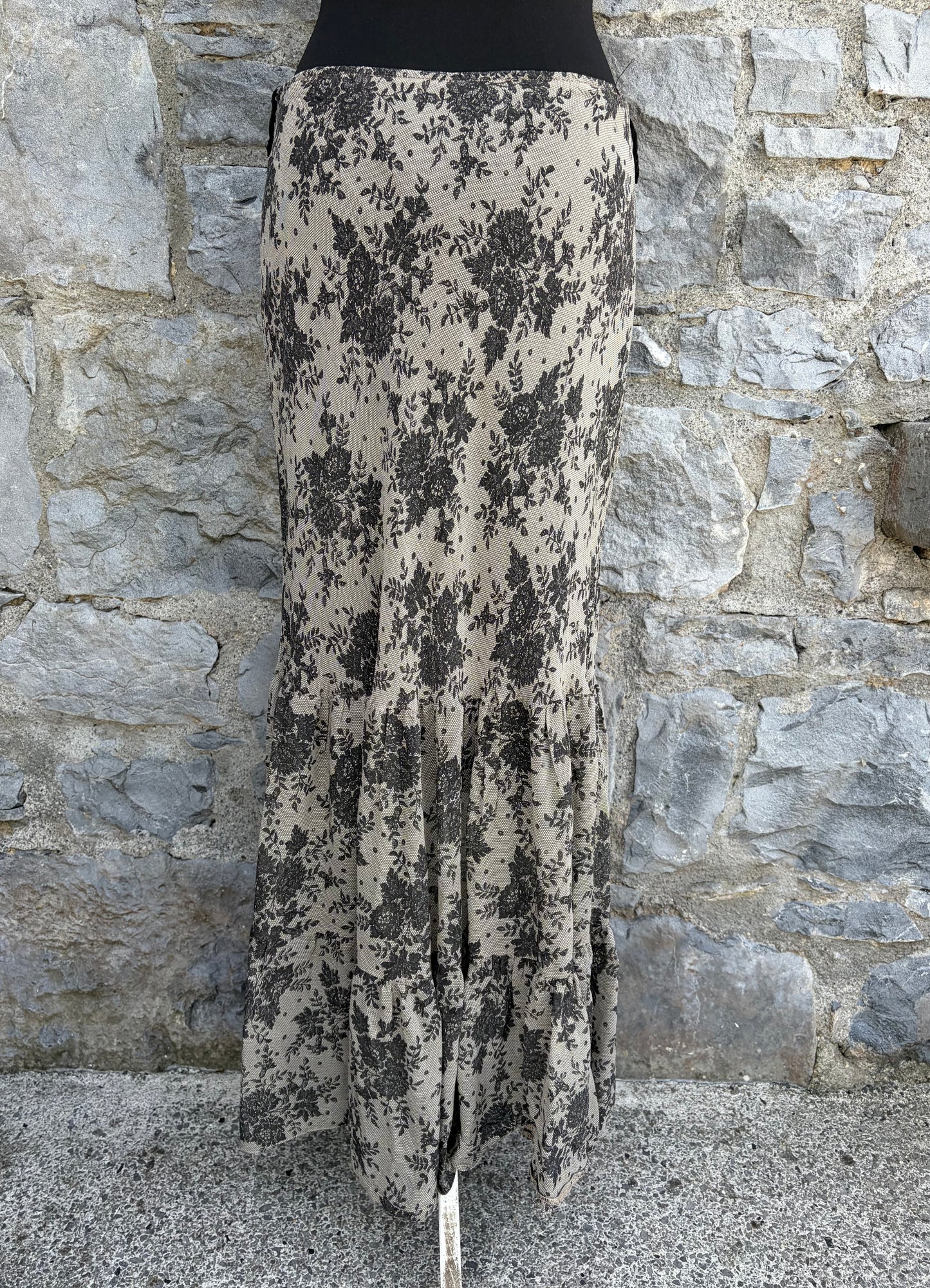 Y2K floral beige tiered skirt uk 12-14