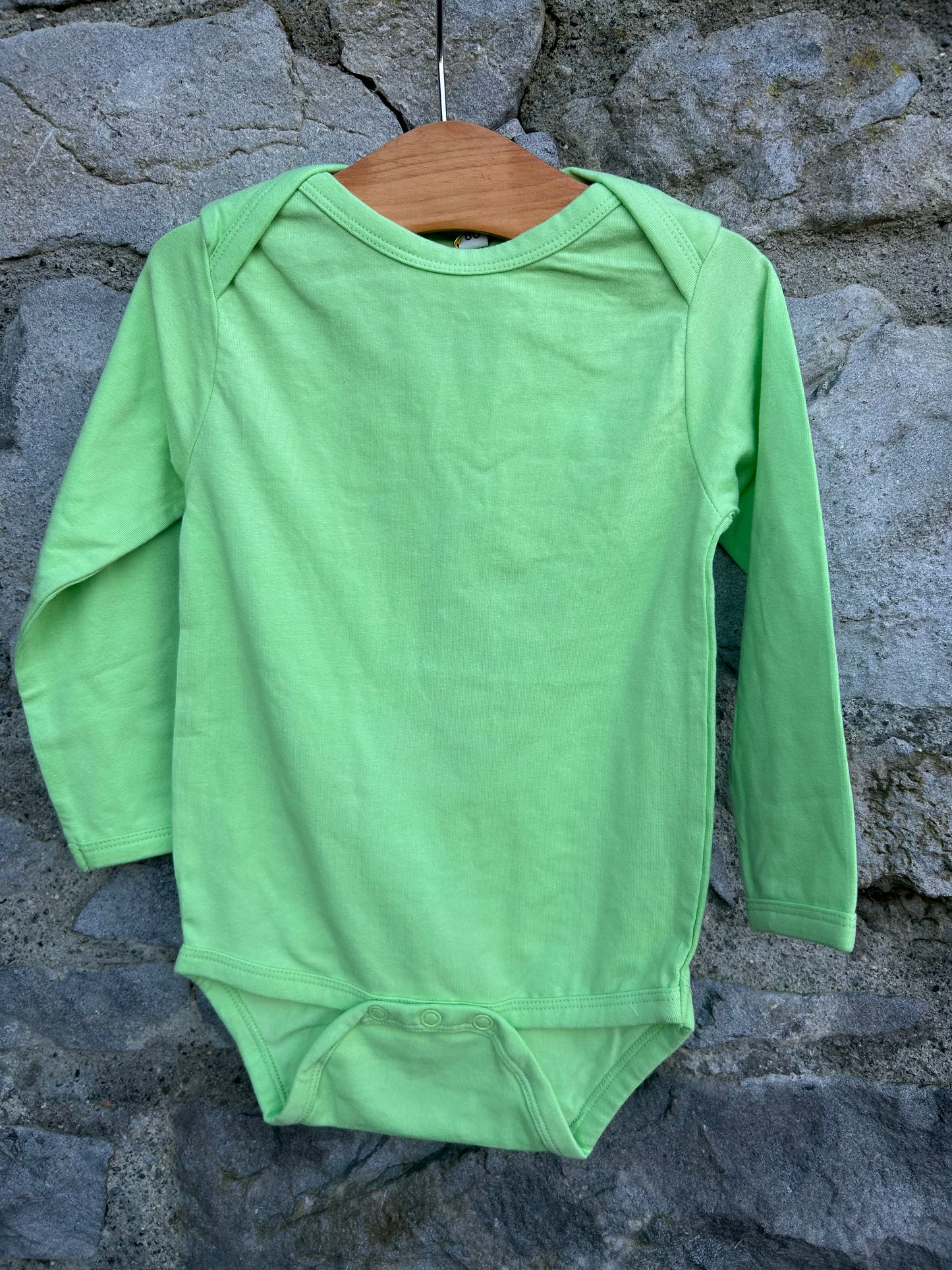 Green vest  9-12m (74-80cm)