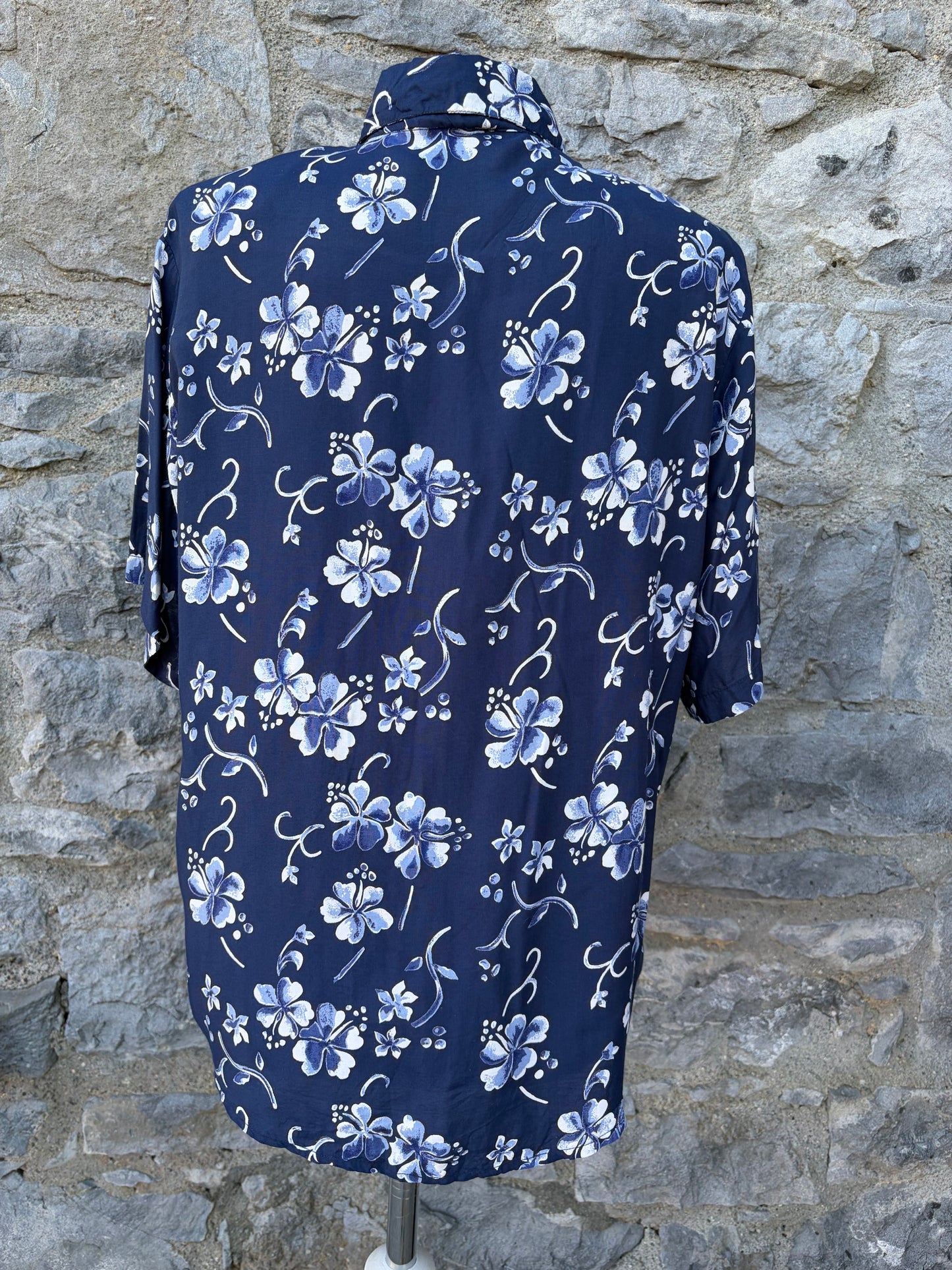 90s blue flowers navy shirt Small men