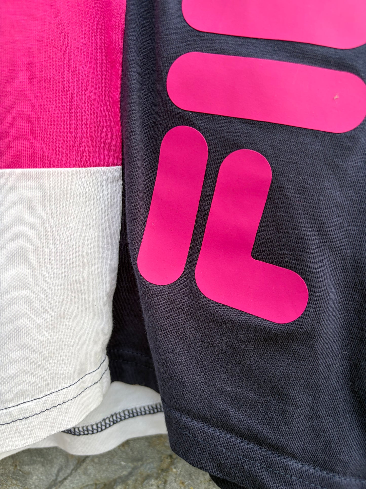 Pink colour block cropped Tee 9-10y (134-140cm)