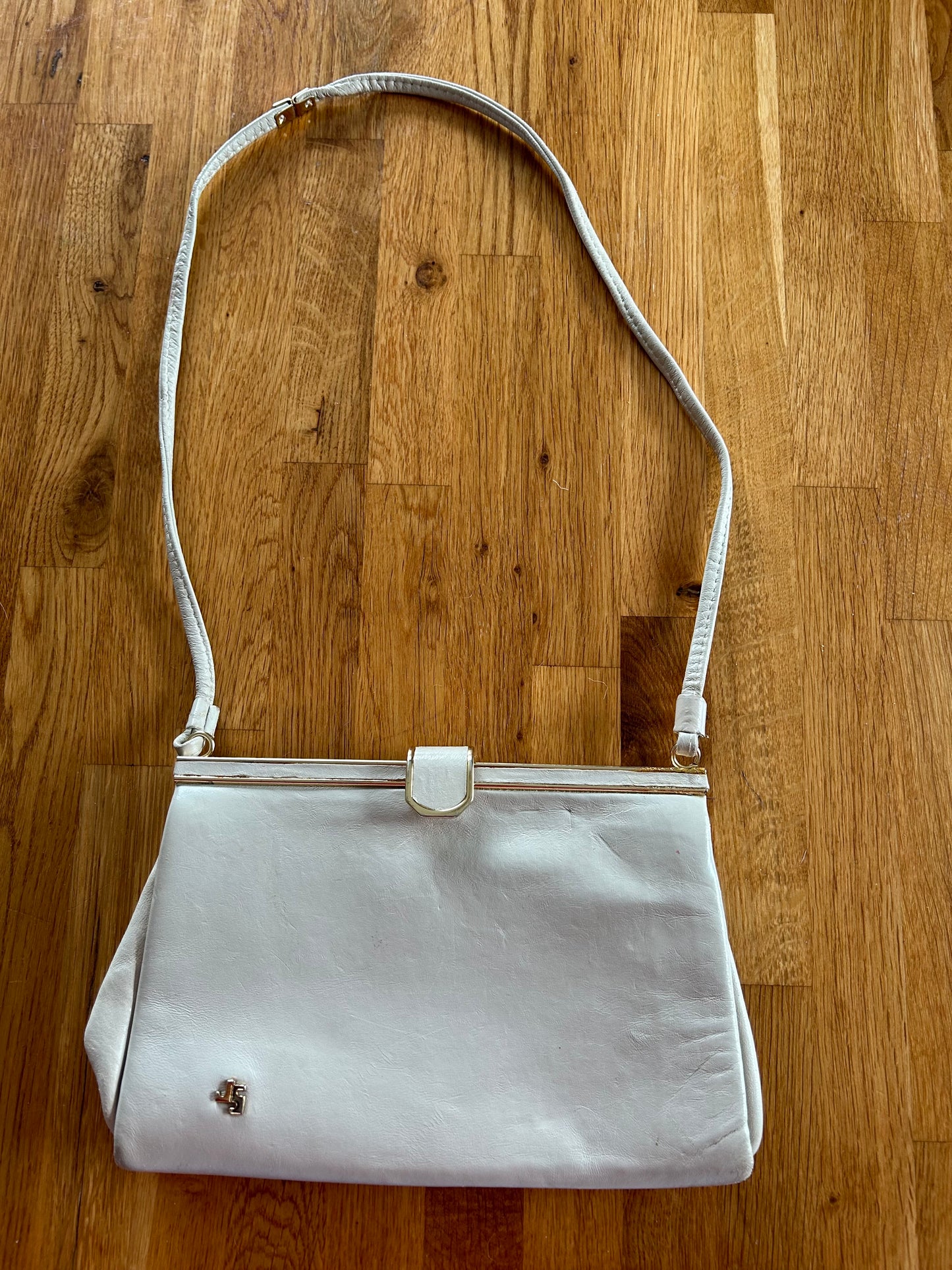 off White leather shoulder bag