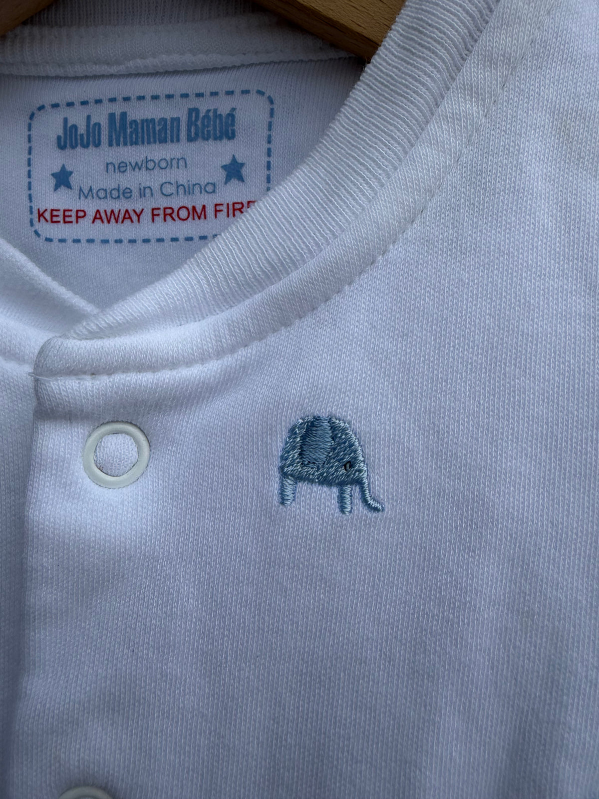 Mini elephants white onesie  Newborn (50cm)