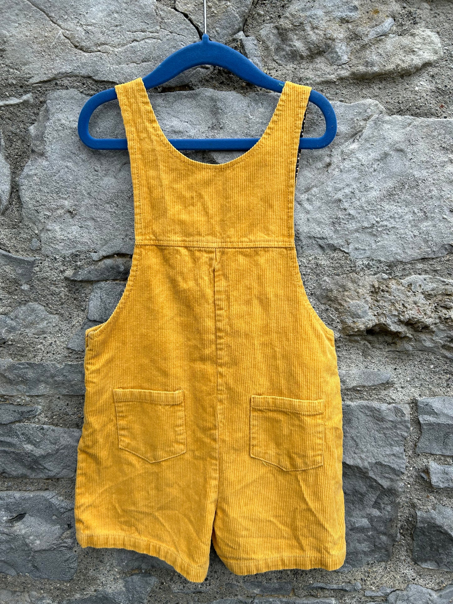 Mustard cord dungarees 5-6y (110-116cm)