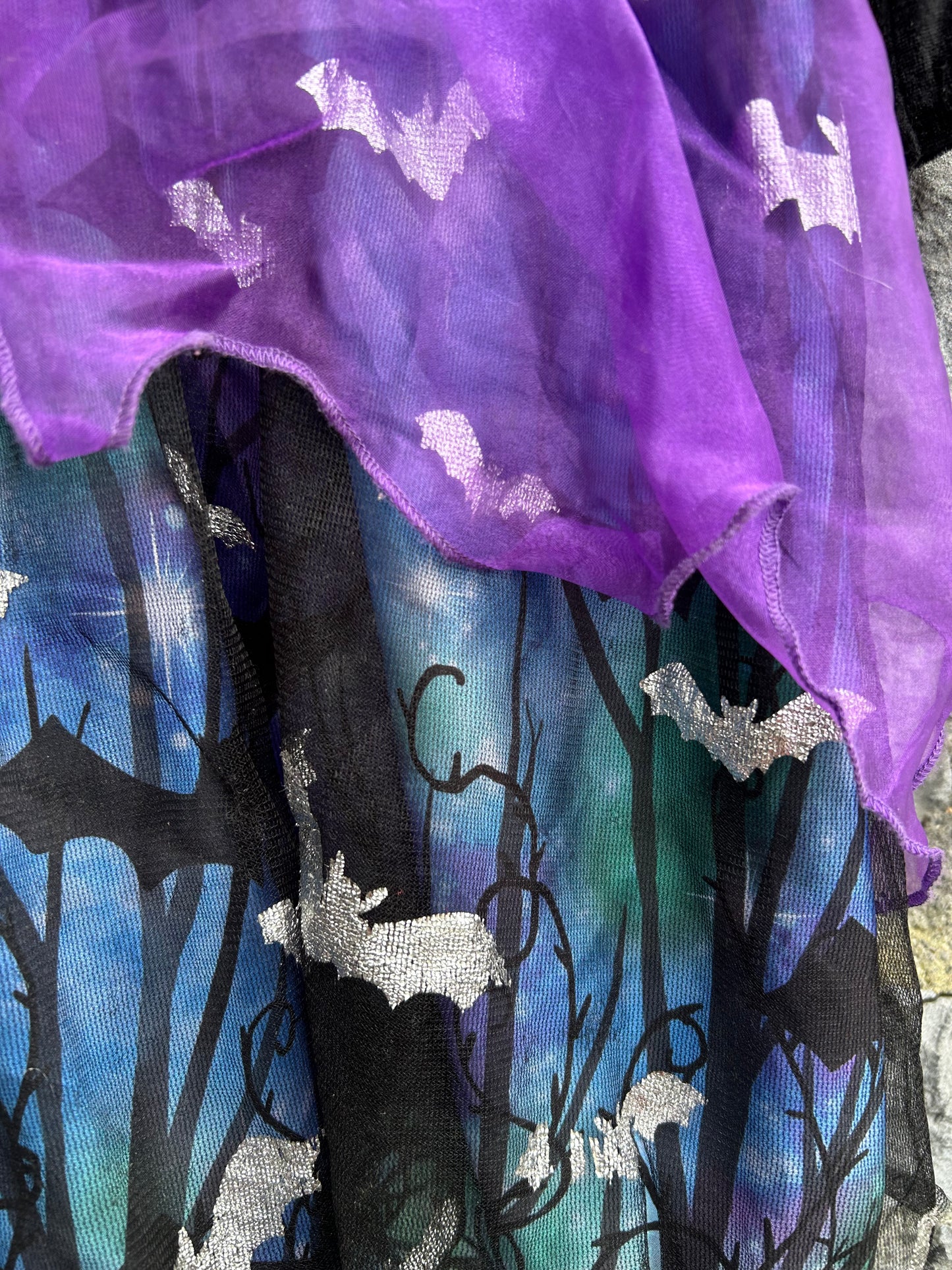 Purple witch  7-8y (122-128cm)
