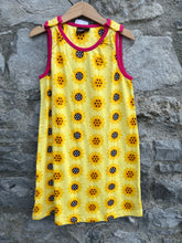 Load image into Gallery viewer, Sunflowers pinafore  9-10y (134-140cm)
