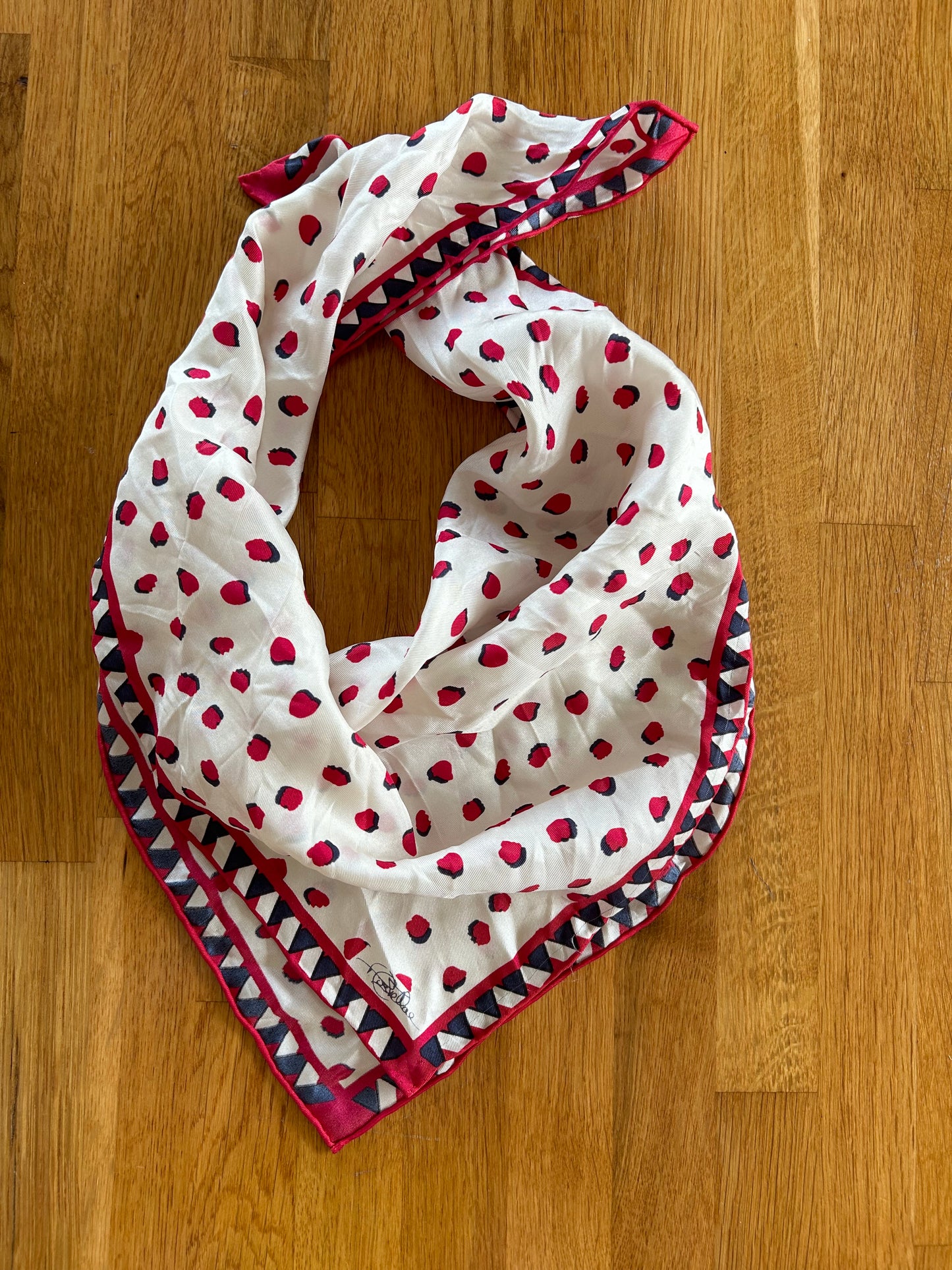 Pink spot scarf