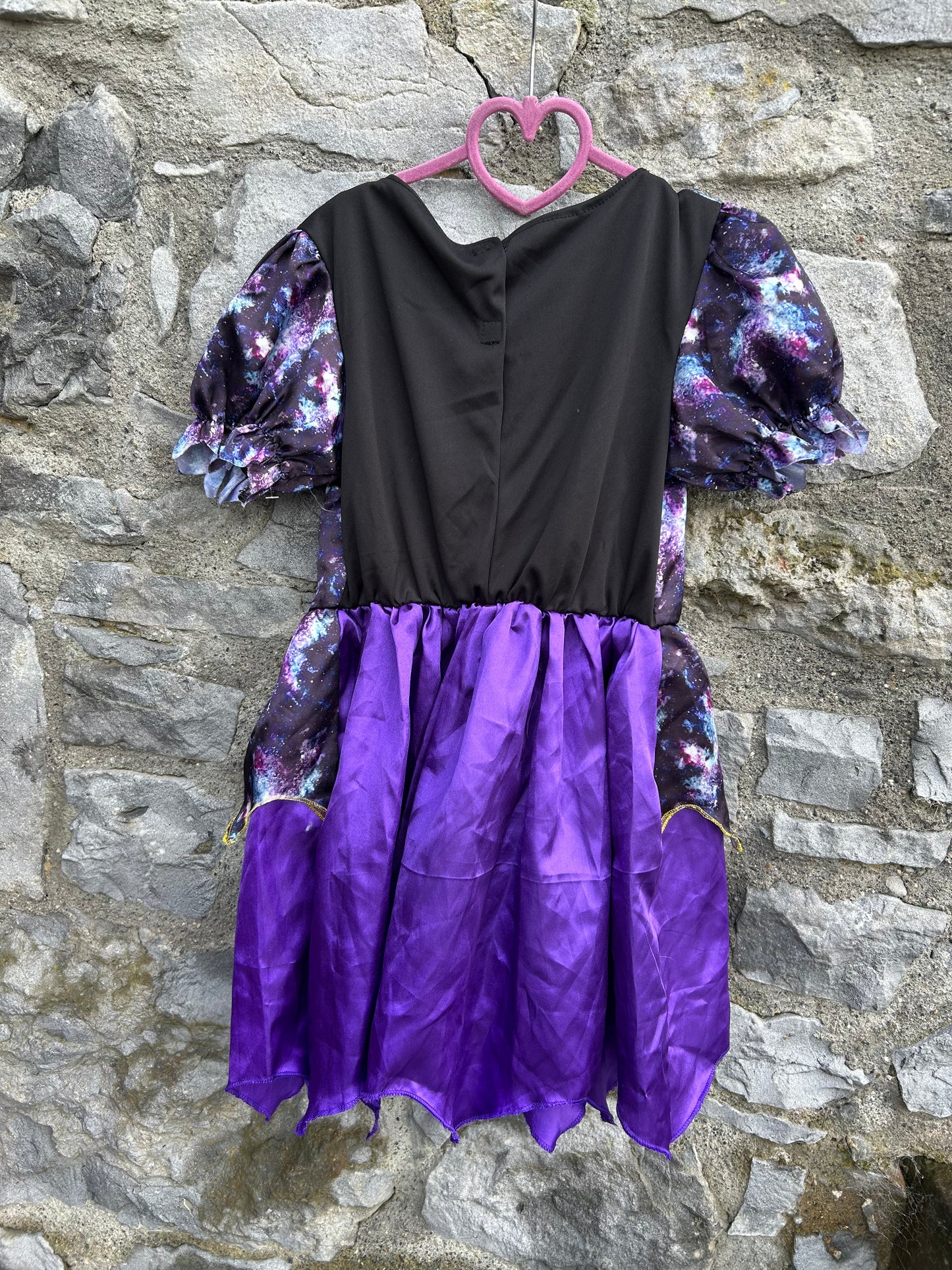 Purple sequin witch  9-10y (134-140cm)
