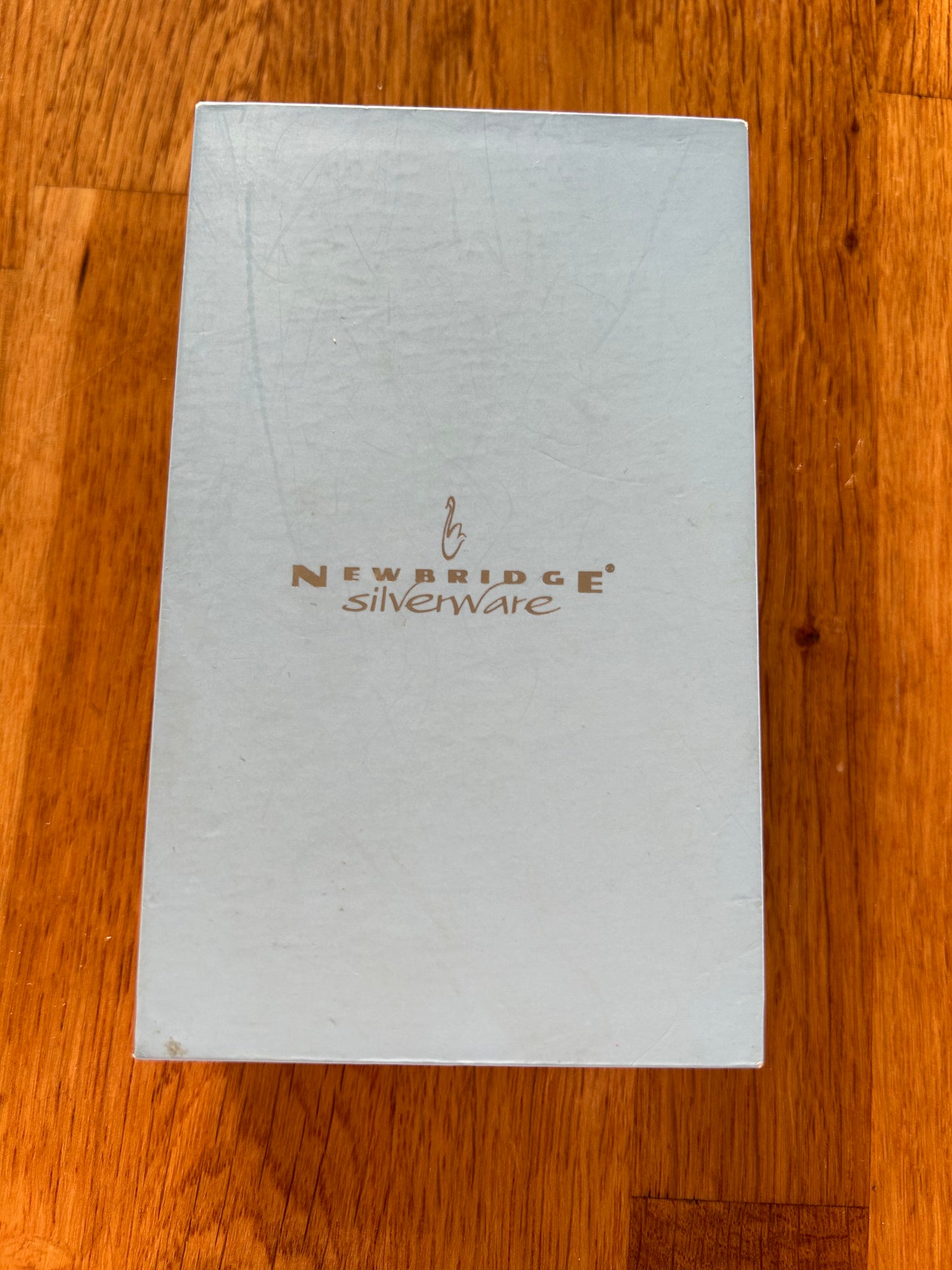 Single pearl necklace