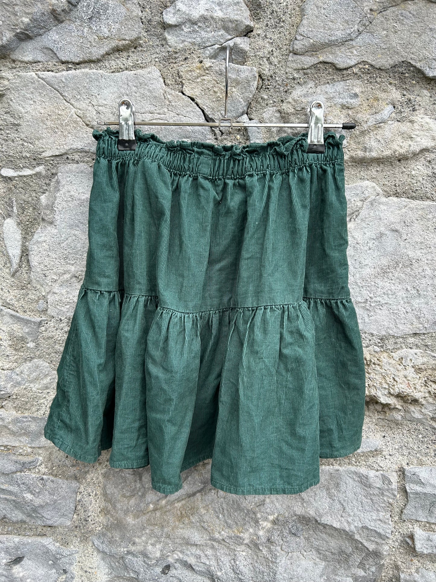 Green cord skirt  7-8y (122-128cm)