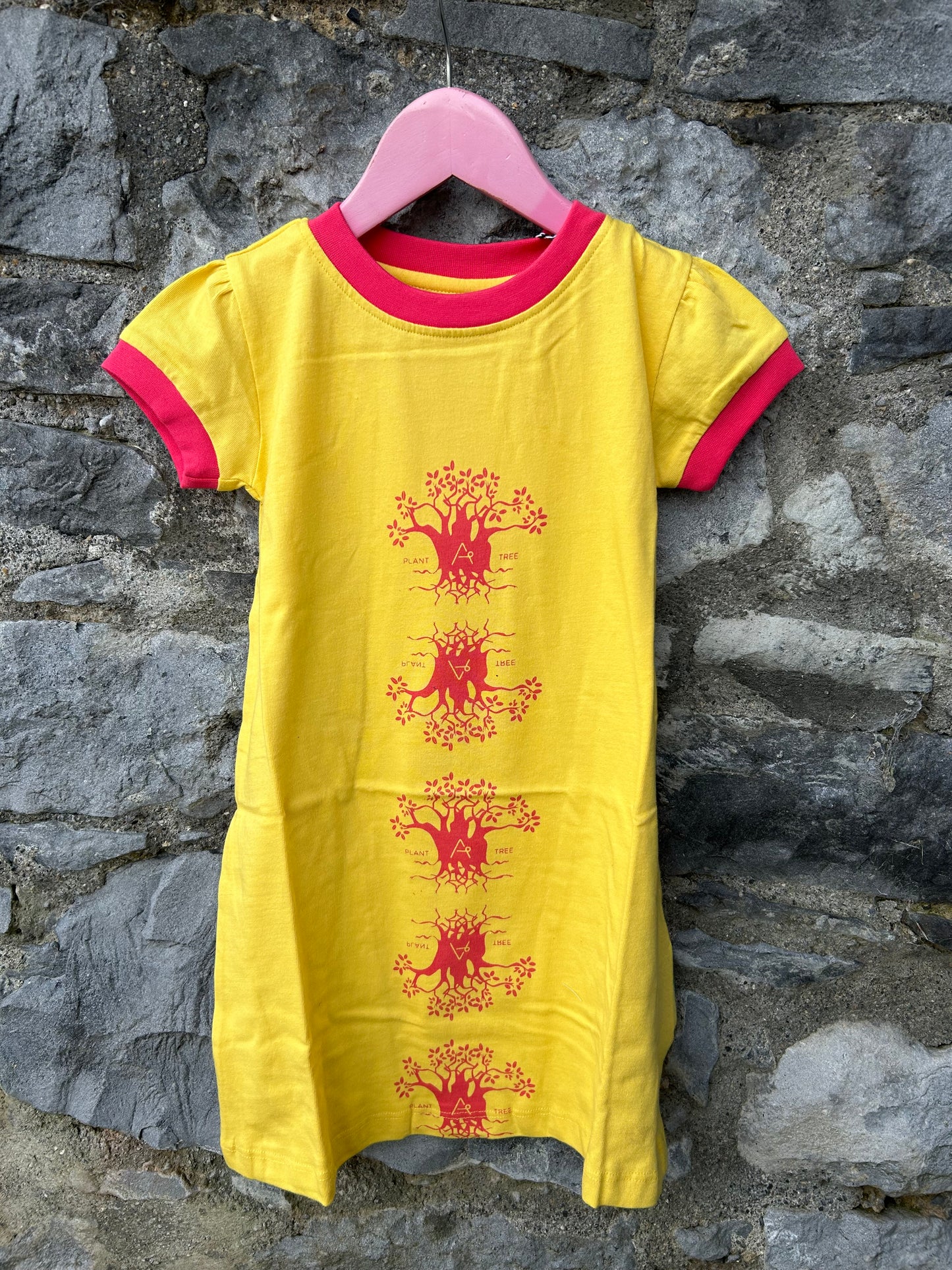 Yellow plant a tree dress  5y (110cm)