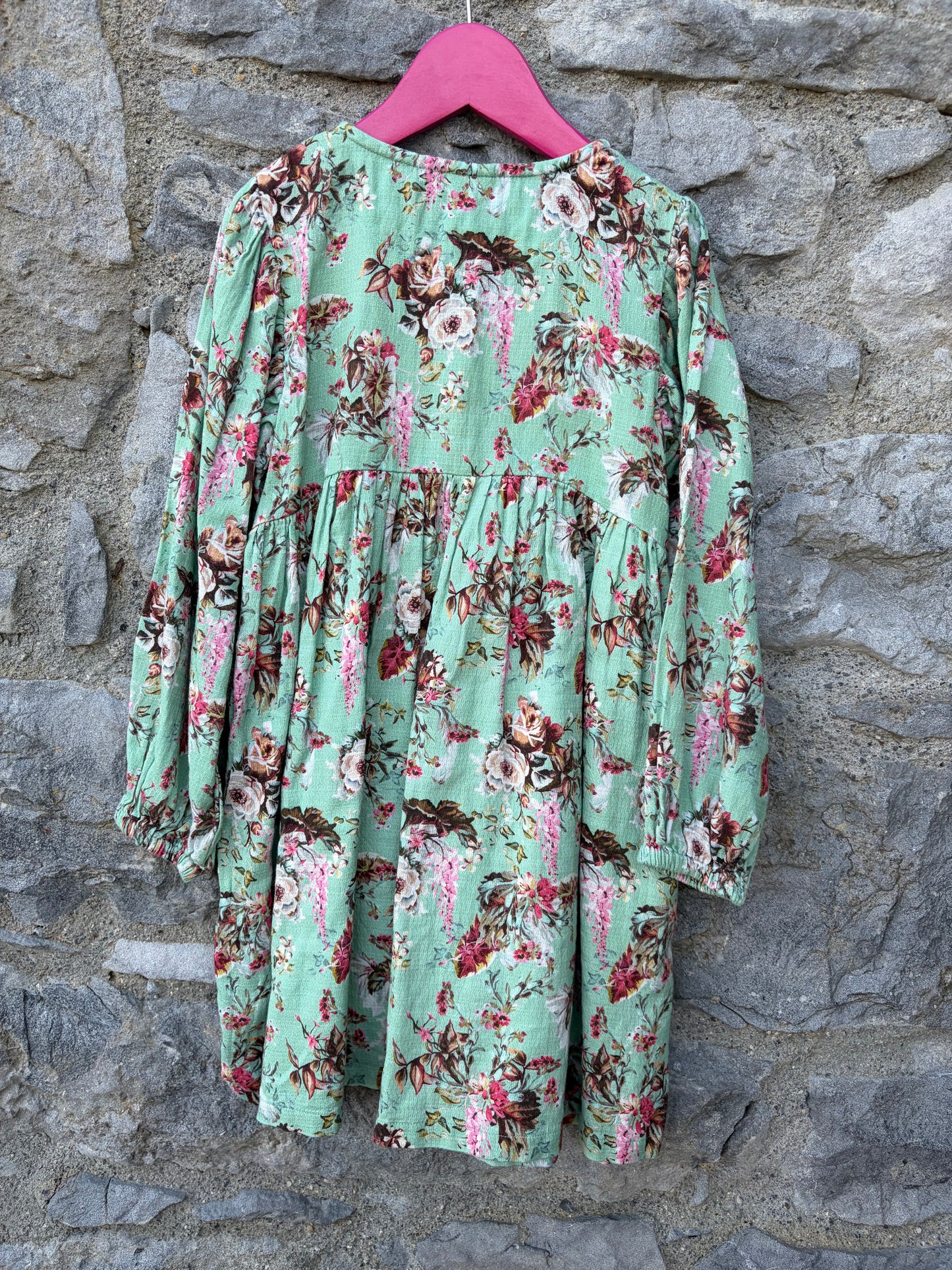 Floral green dress  6-7y (116-122cm)