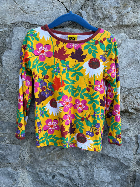 Autumn flowers yellow top  3-4y (98-104cm)
