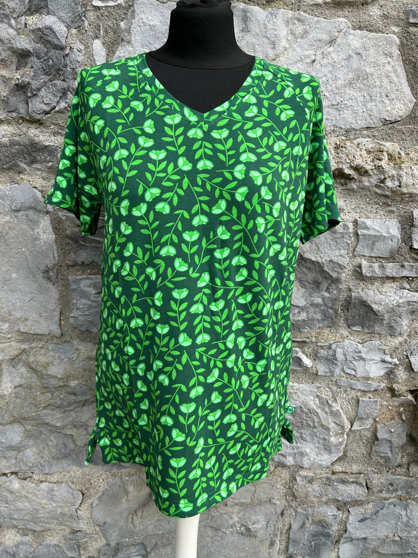 Green floral tee uk 10