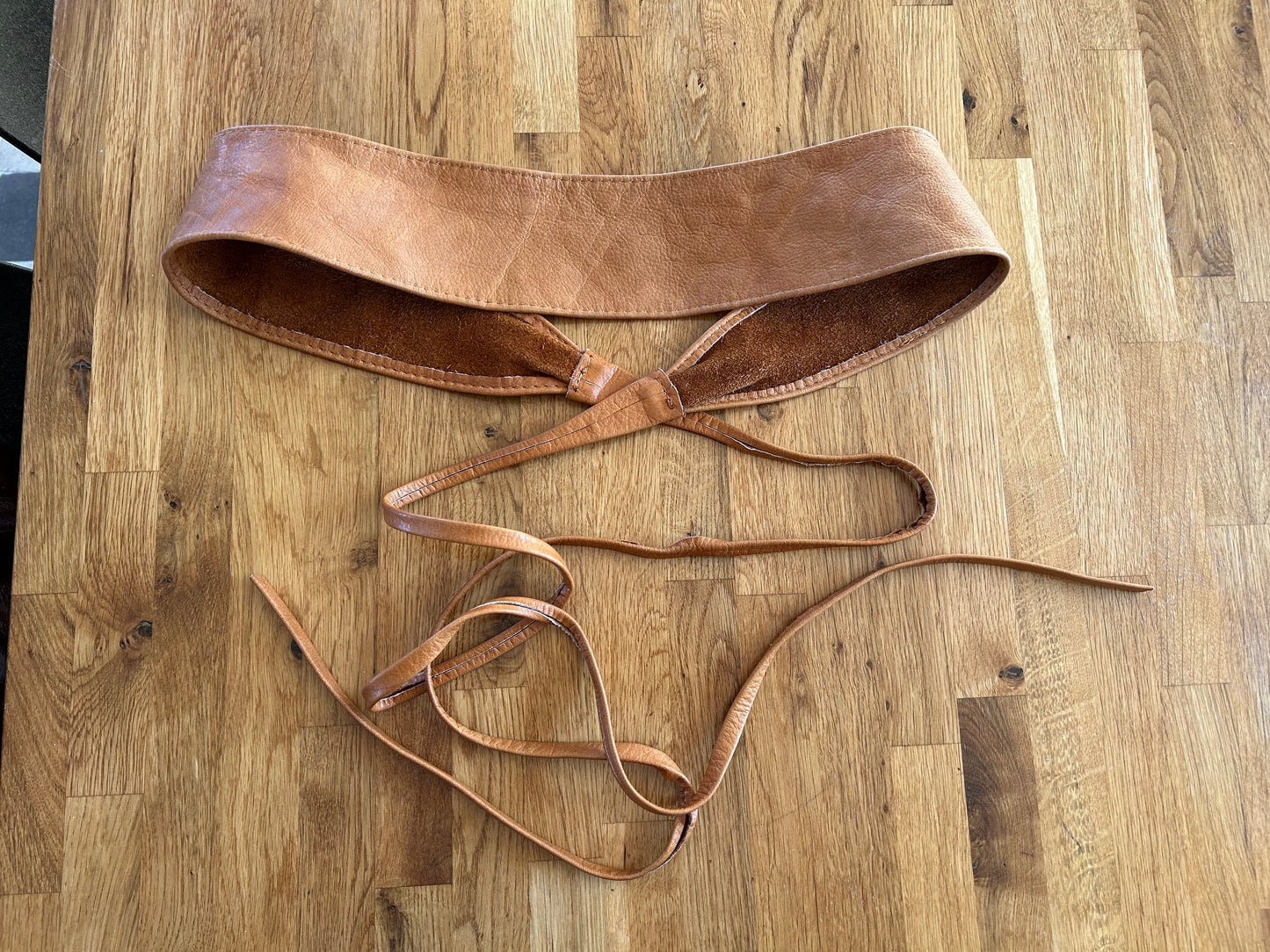 Light brown belt